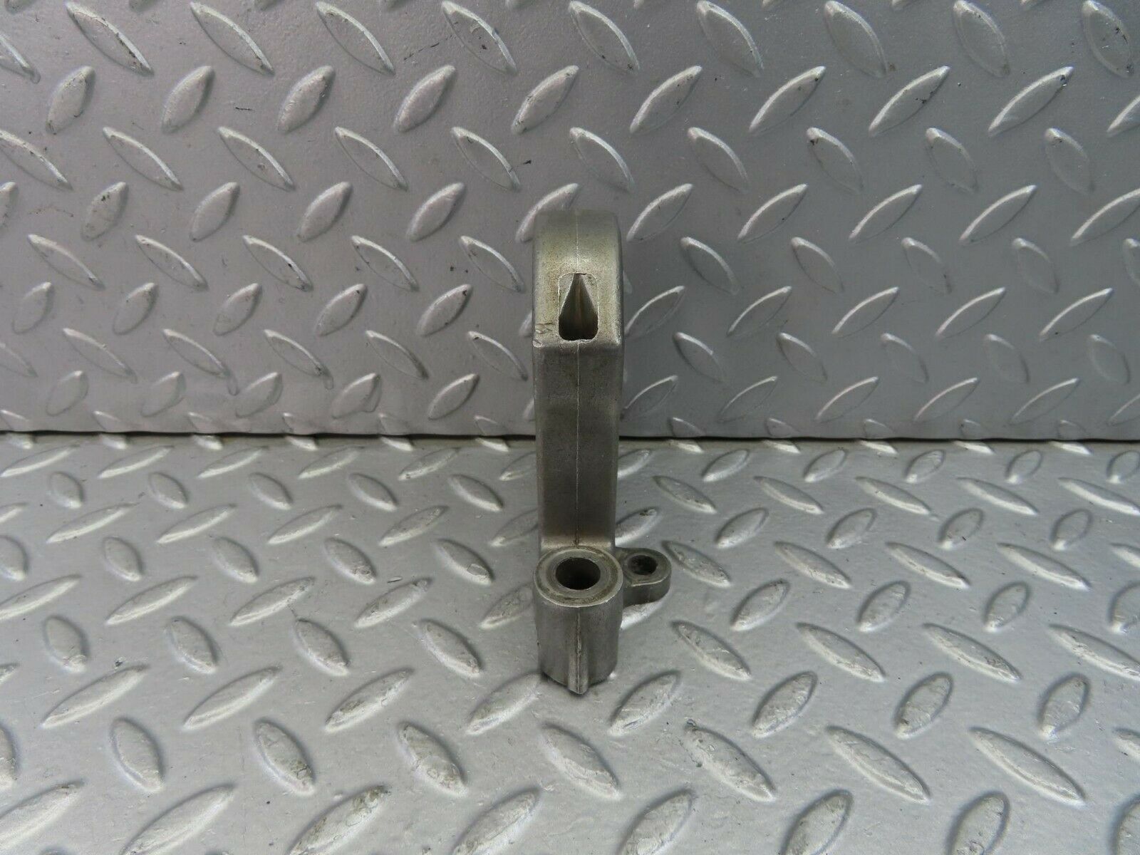 8975 Mercedes-Benz W110 Camshaft Tower Bearing 1800514016 48 mm