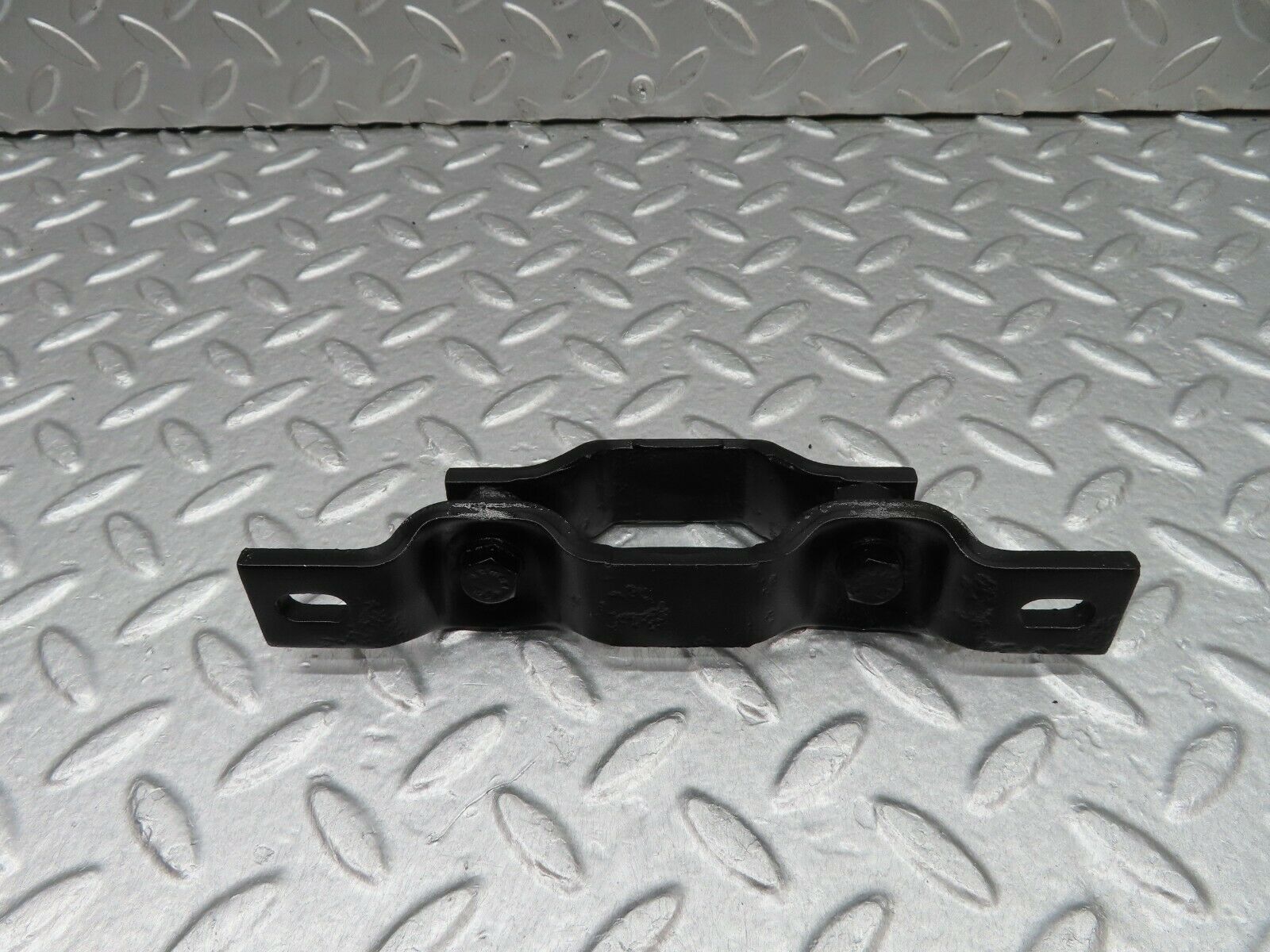 17991 Mercedes-Benz W123 200 Gearbox Bracket