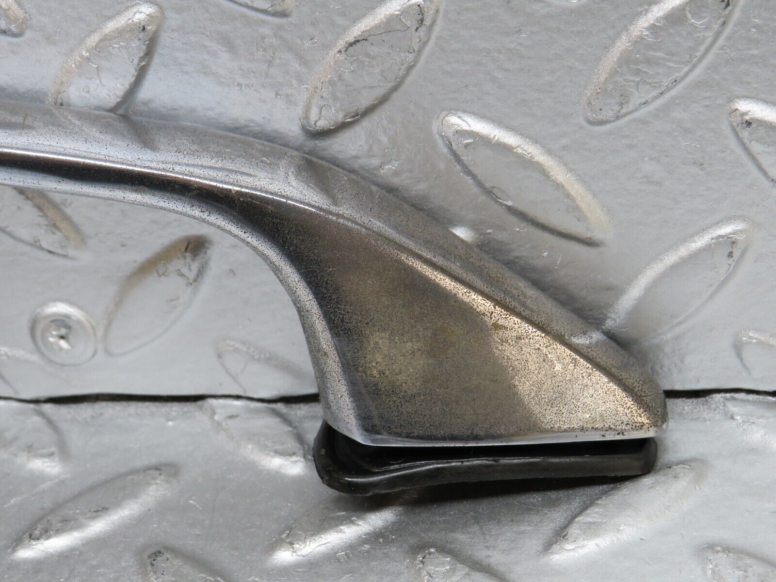 0795 Mercedes-Benz W108 280SE Front Right Door Handle No Key 1087661401