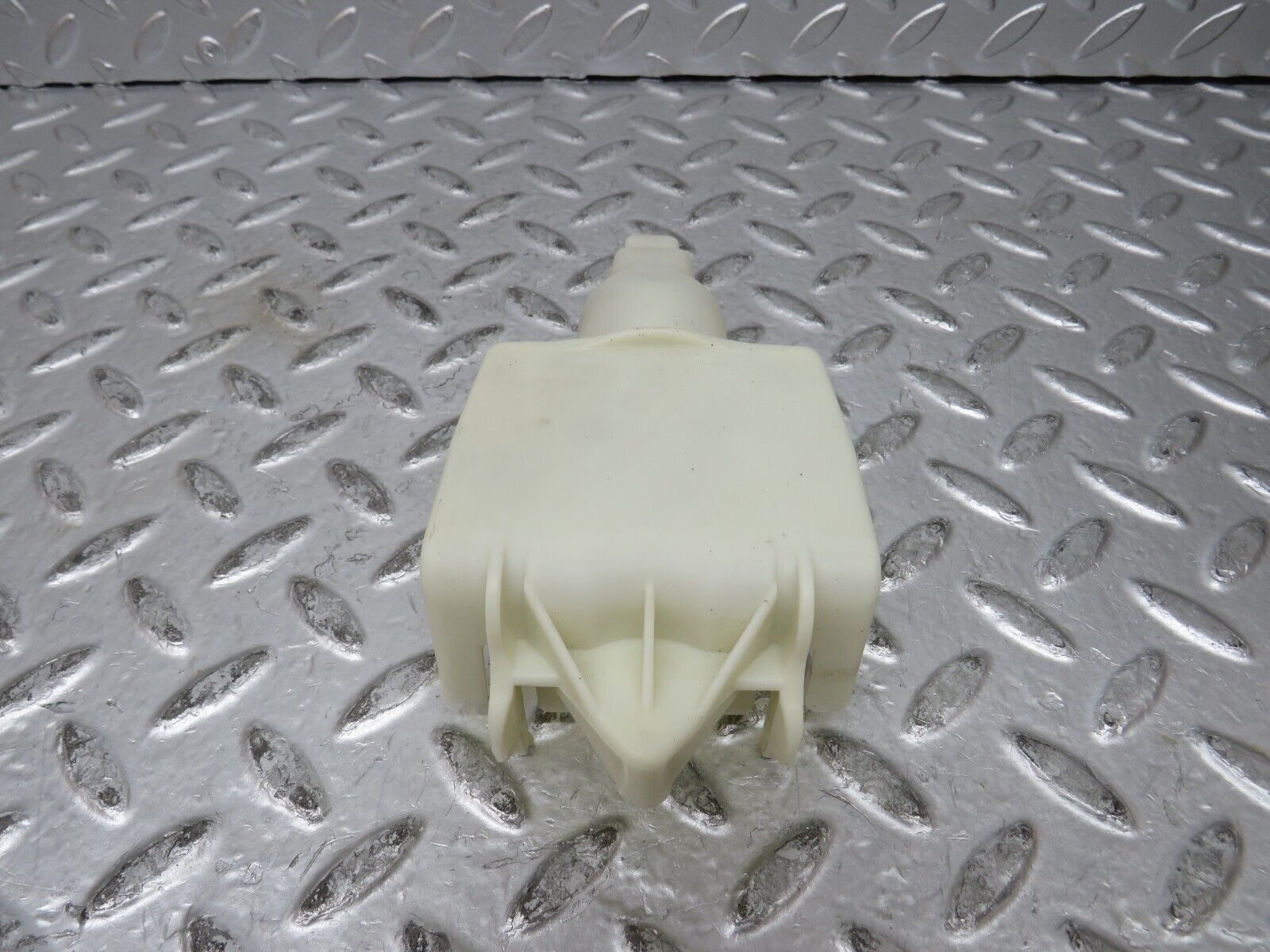 27499 Mercedes-Benz S124 300TE Rear Door Lock Vacuum Actuator Cover 1248050590