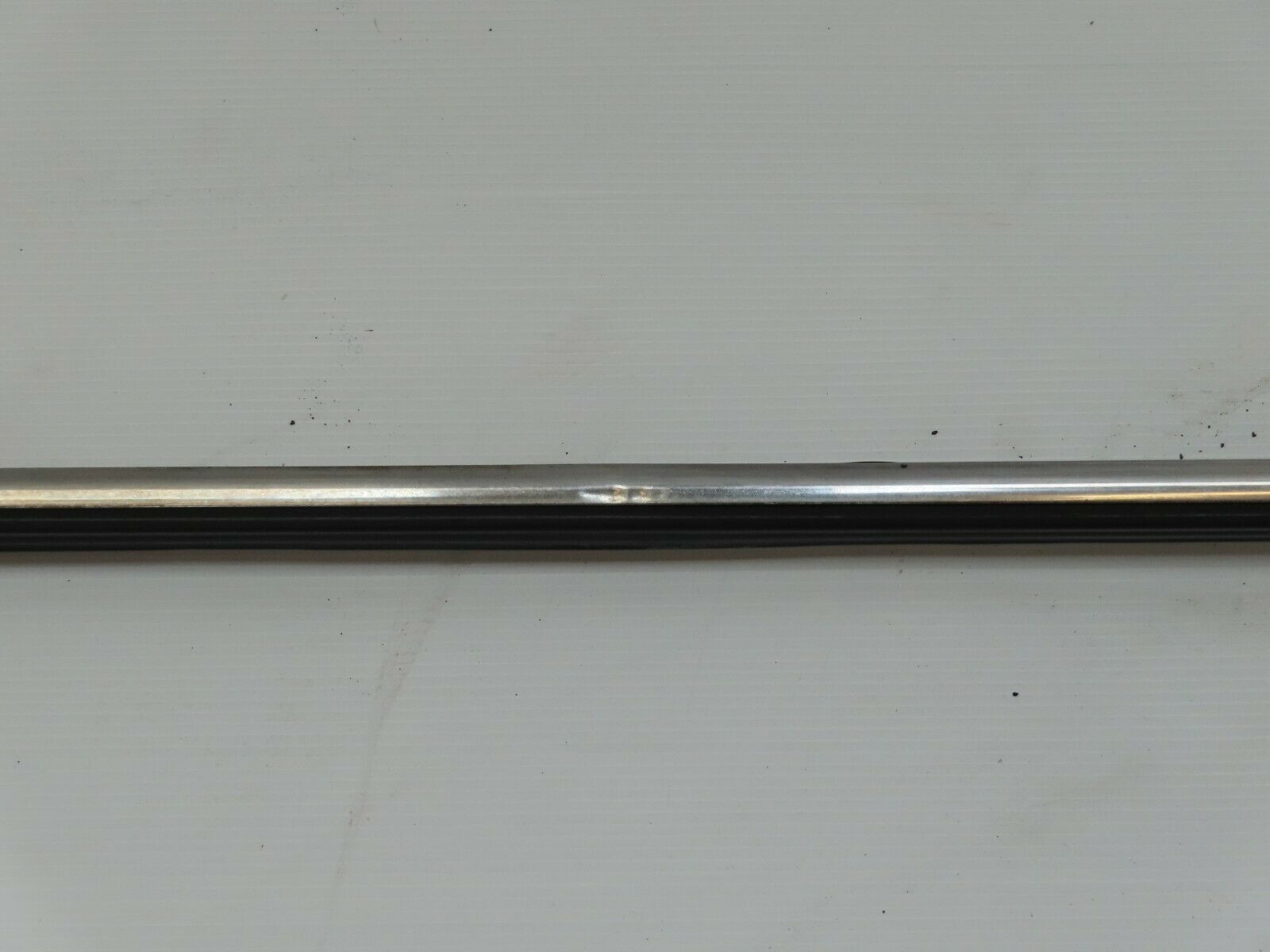 4826 Mercedes-Benz W114 280CE Coupe Centre Fender Wing Chrome Trim Rear Left