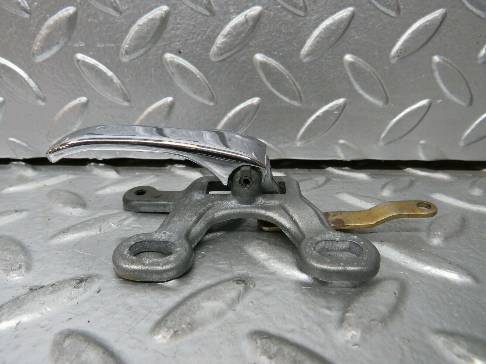 23450 Mercedes-Benz W114 280E Right Interior Door Handle 1107660419