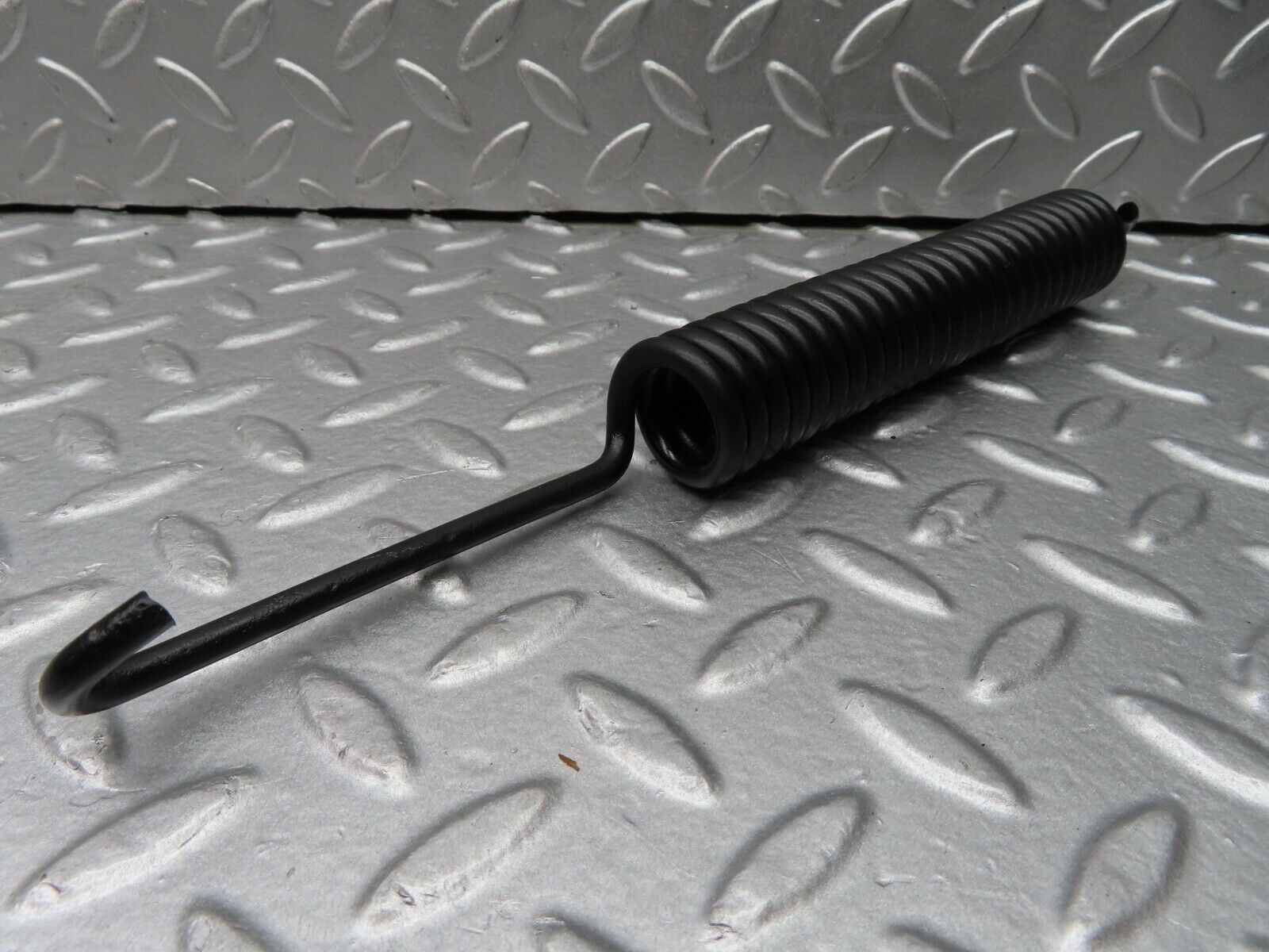 18199 Mercedes-Benz W111 220SE Coupe Bonnet Hinge Spring