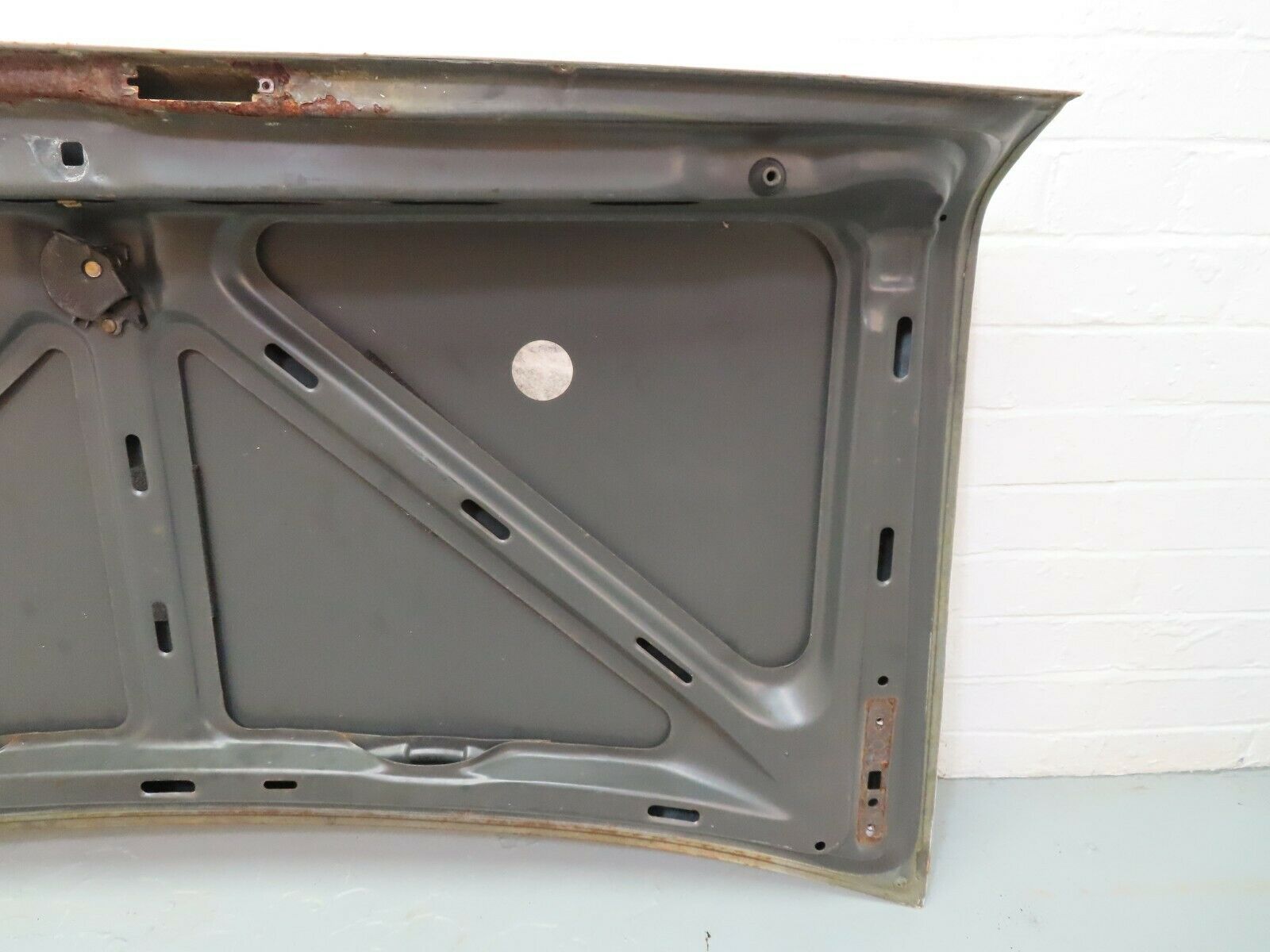 5997 Mercedes-Benz W123 200 Boot Lid Trunk Door