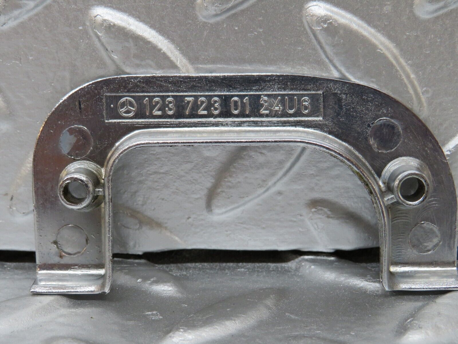 25548 Mercedes-Benz W123 200 Left Interior Chrome Door Latch Trim 1237230124