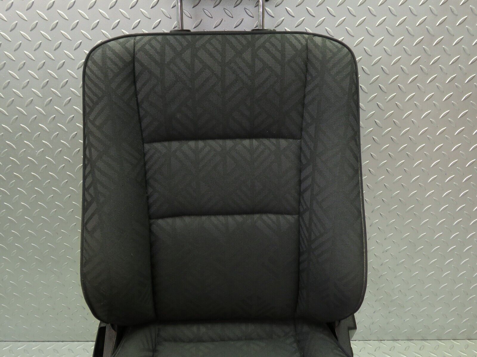 33349 Mercedes-Benz W202 C180 Front Right Driver Seat 2029101450