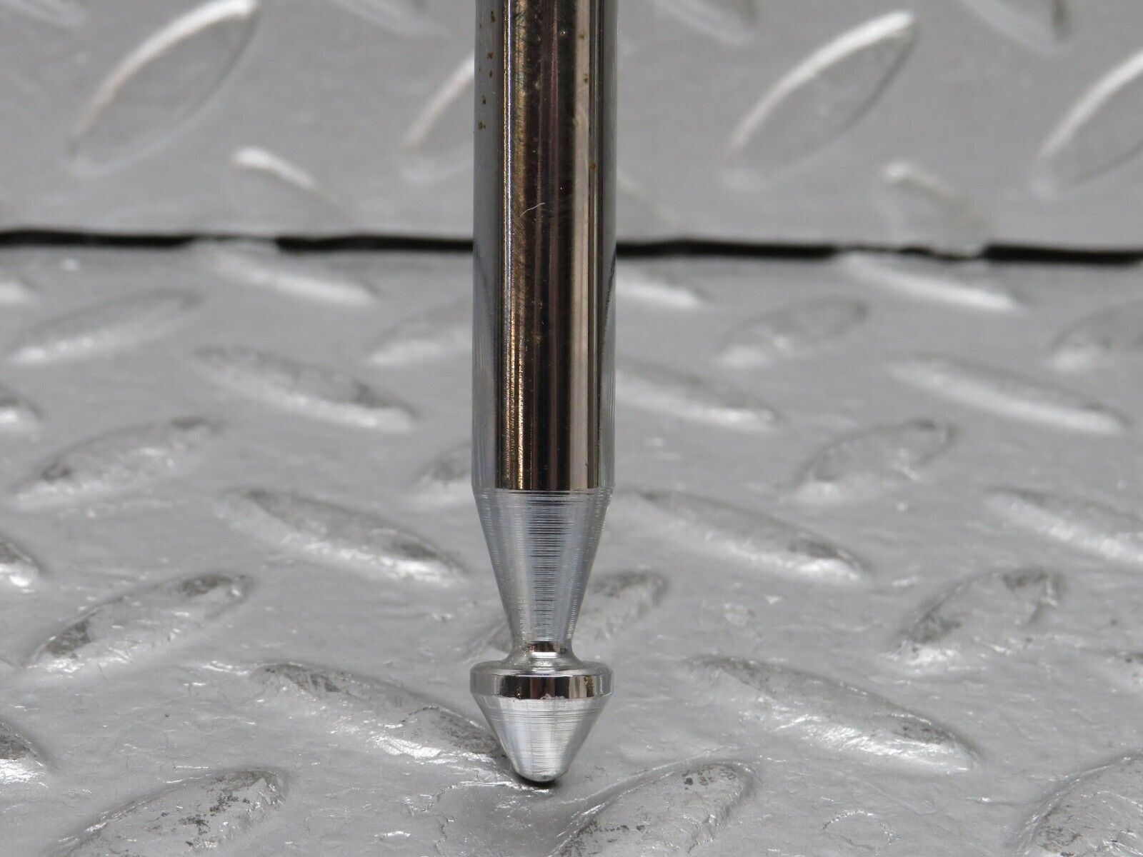 32583 Mercedes-Benz S124 300TE Wagon Front Right Seat Headrest Grey