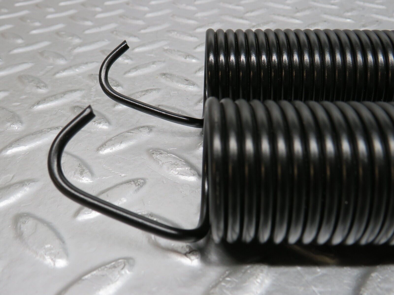 29402 Mercedes-Benz W124 230E Trunk Lid Hinge Spring Pair