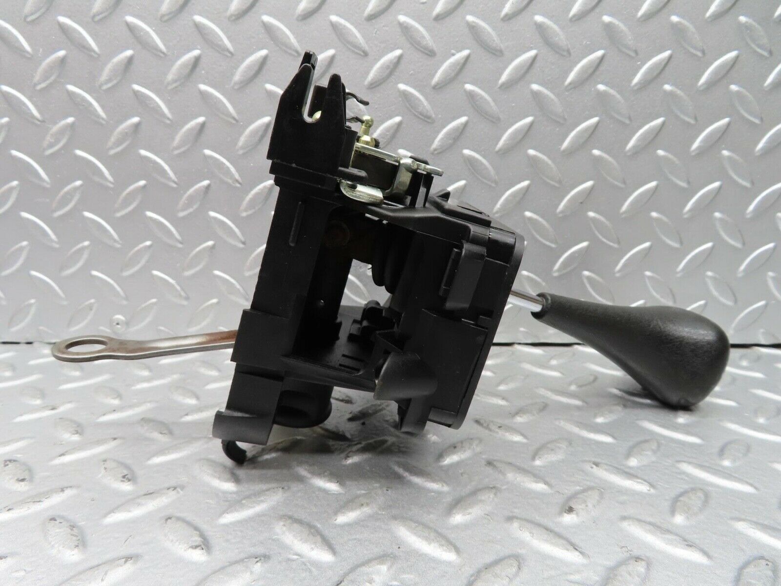 14598 Mercedes-Benz W201 190E Automatic Gear Shift Selector 1242670237