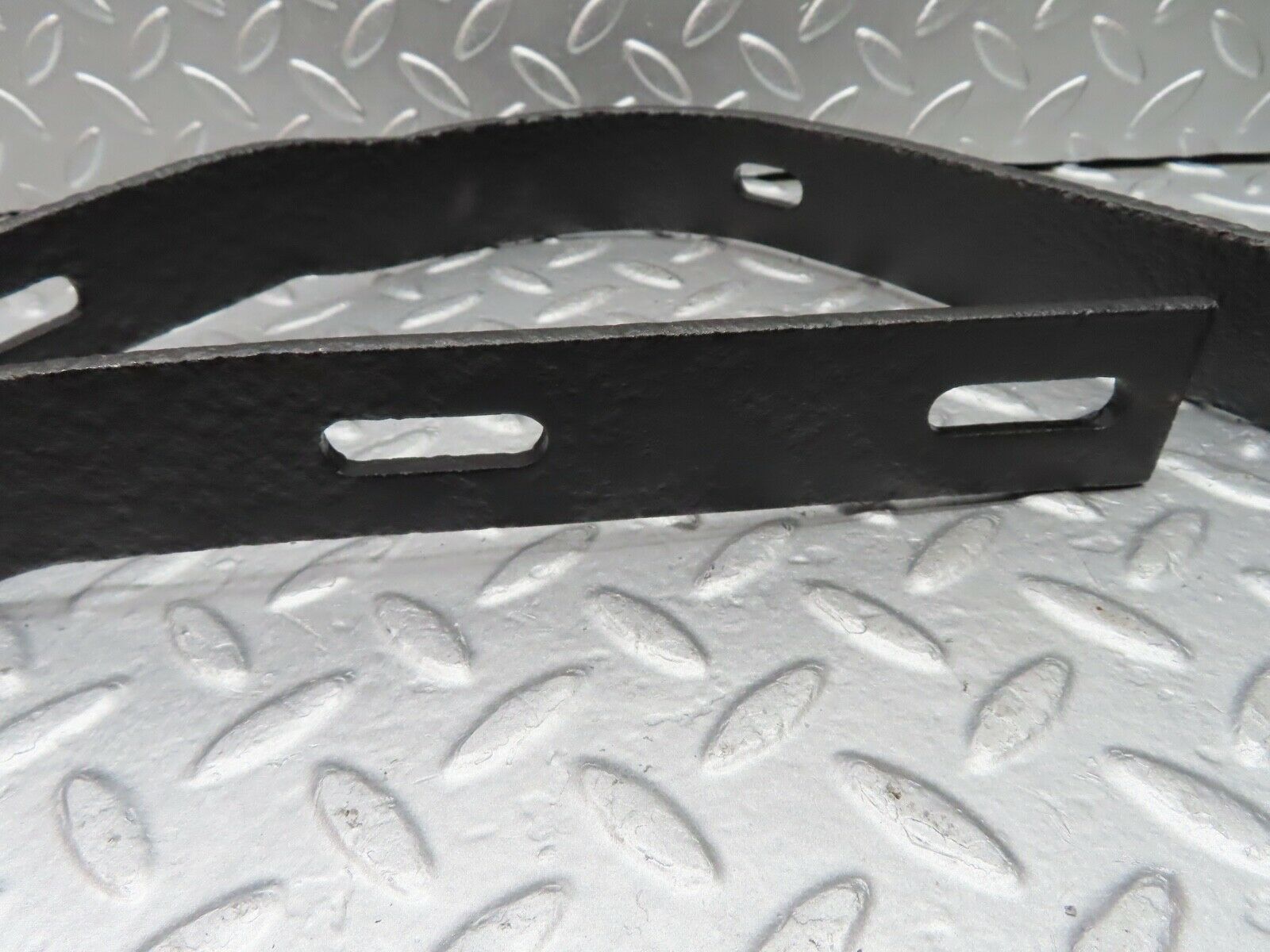 19792 Mercedes-Benz W121 190b Ponton Front Bumper Bracket Holder