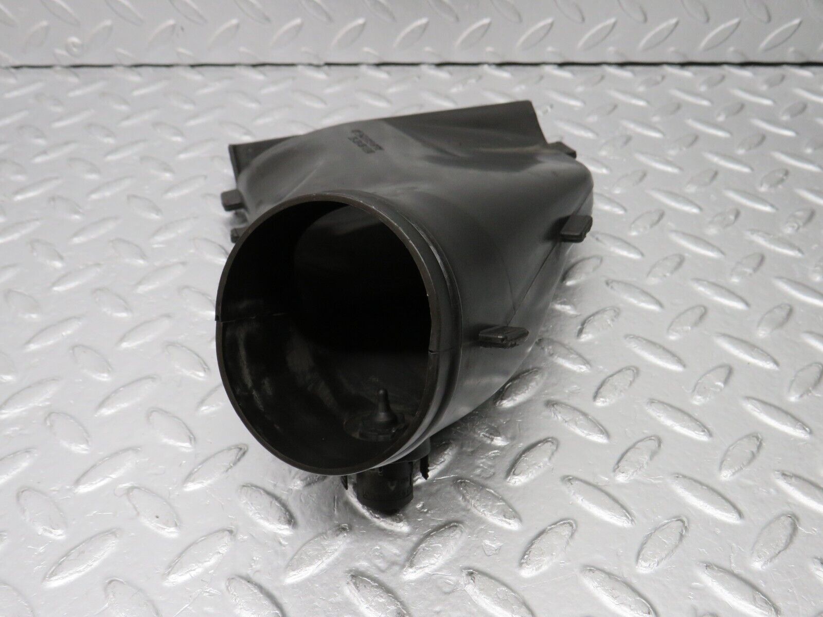 38779 Mercedes-Benz W201 190E 2.6L Air Intake Suction Pipe With Temperature Sensor 1030940511 0280130047