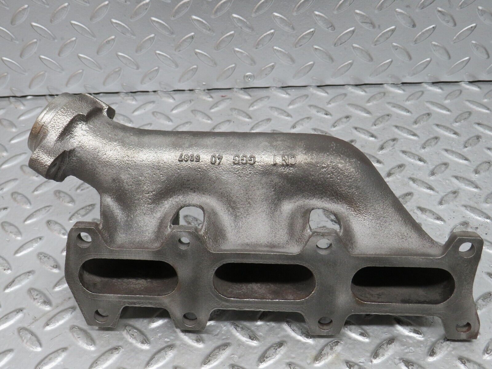 27679 Mercedes-Benz S124 300TE Wagon Exhaust Manifold Cylinder 1-3 6061421002