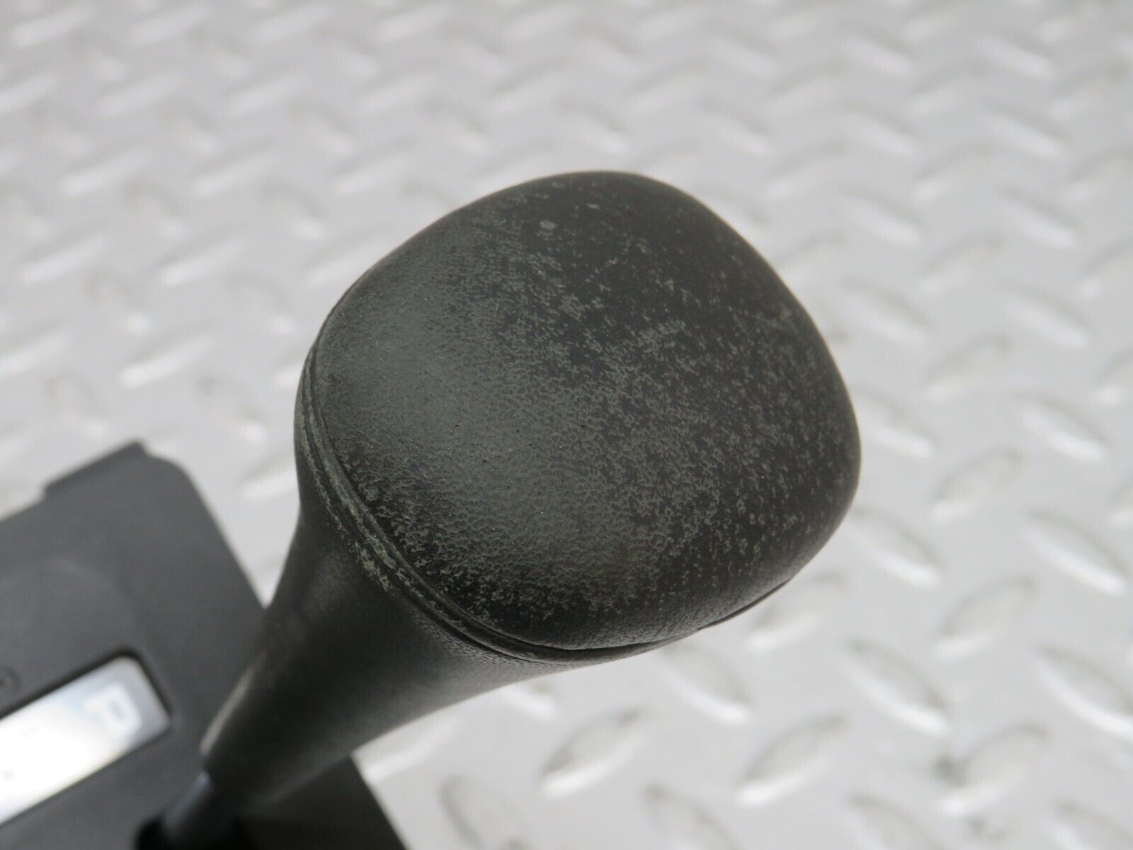 33720 Mercedes-Benz W201 190E 2.0L Automatic Gear Shift Selector 1242670405