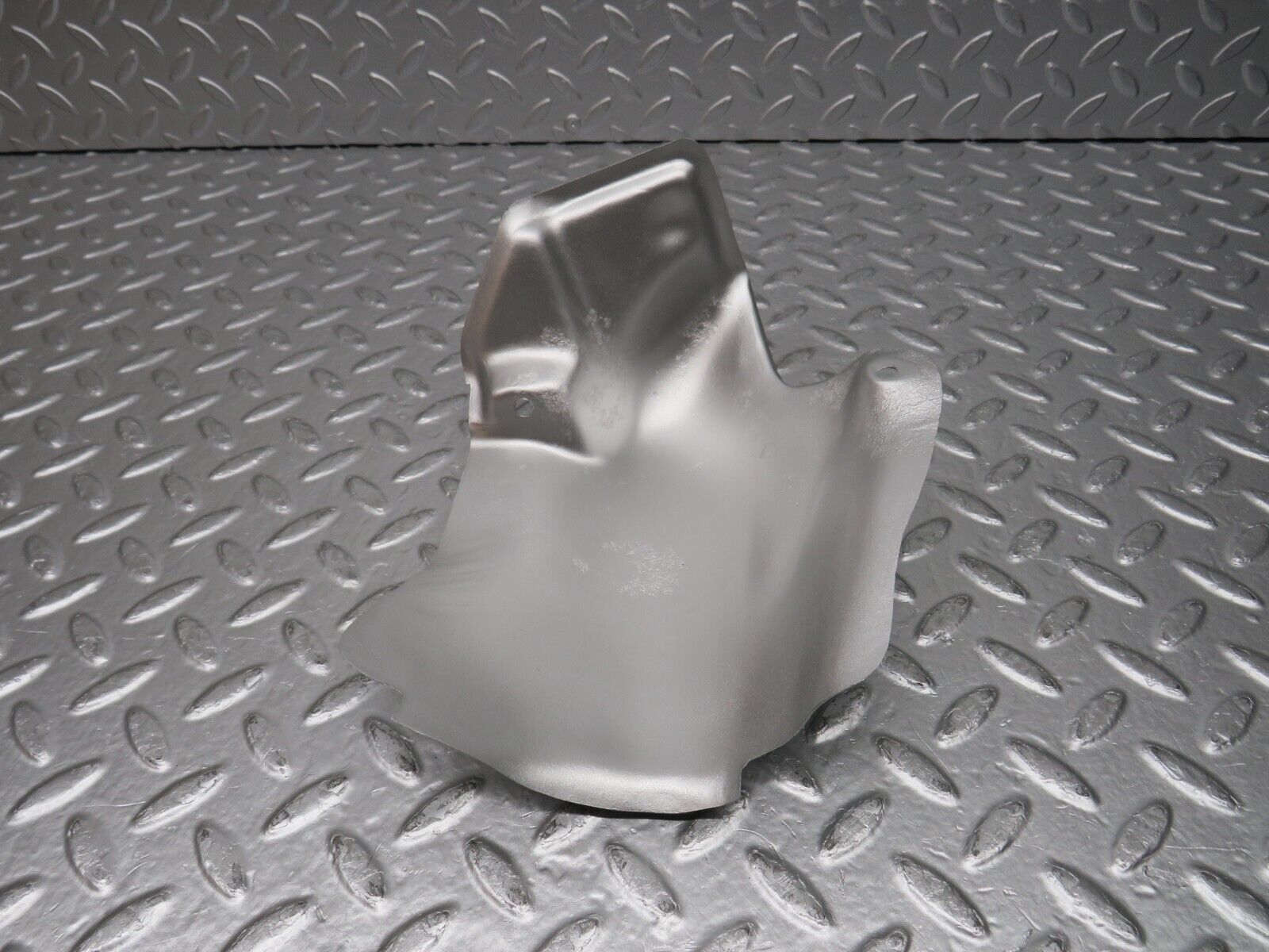 31655 Mercedes-Benz W201 190LE 1.8L Exhaust Heat Shield