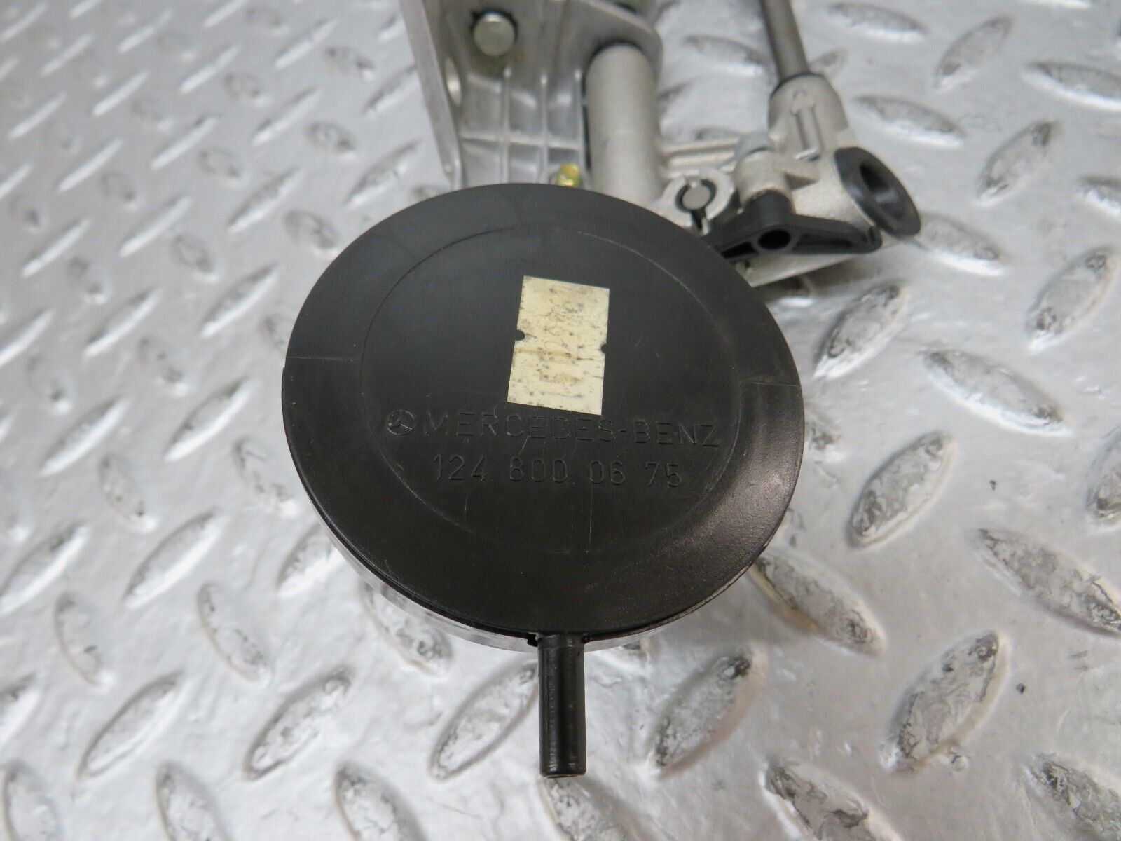 26589 Mercedes-Benz C124 220CE Rear Headrest Folding Mechanism 2029700025