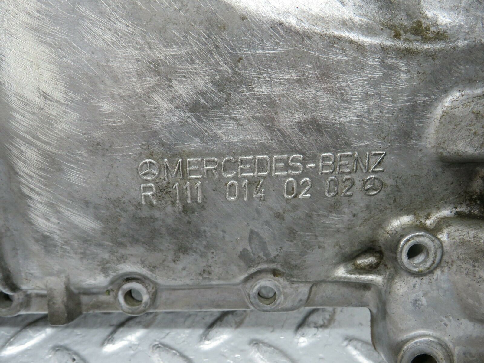 24432 Mercedes-Benz S124 220TE Wagon Oil Pan Oil Sump 1110140202