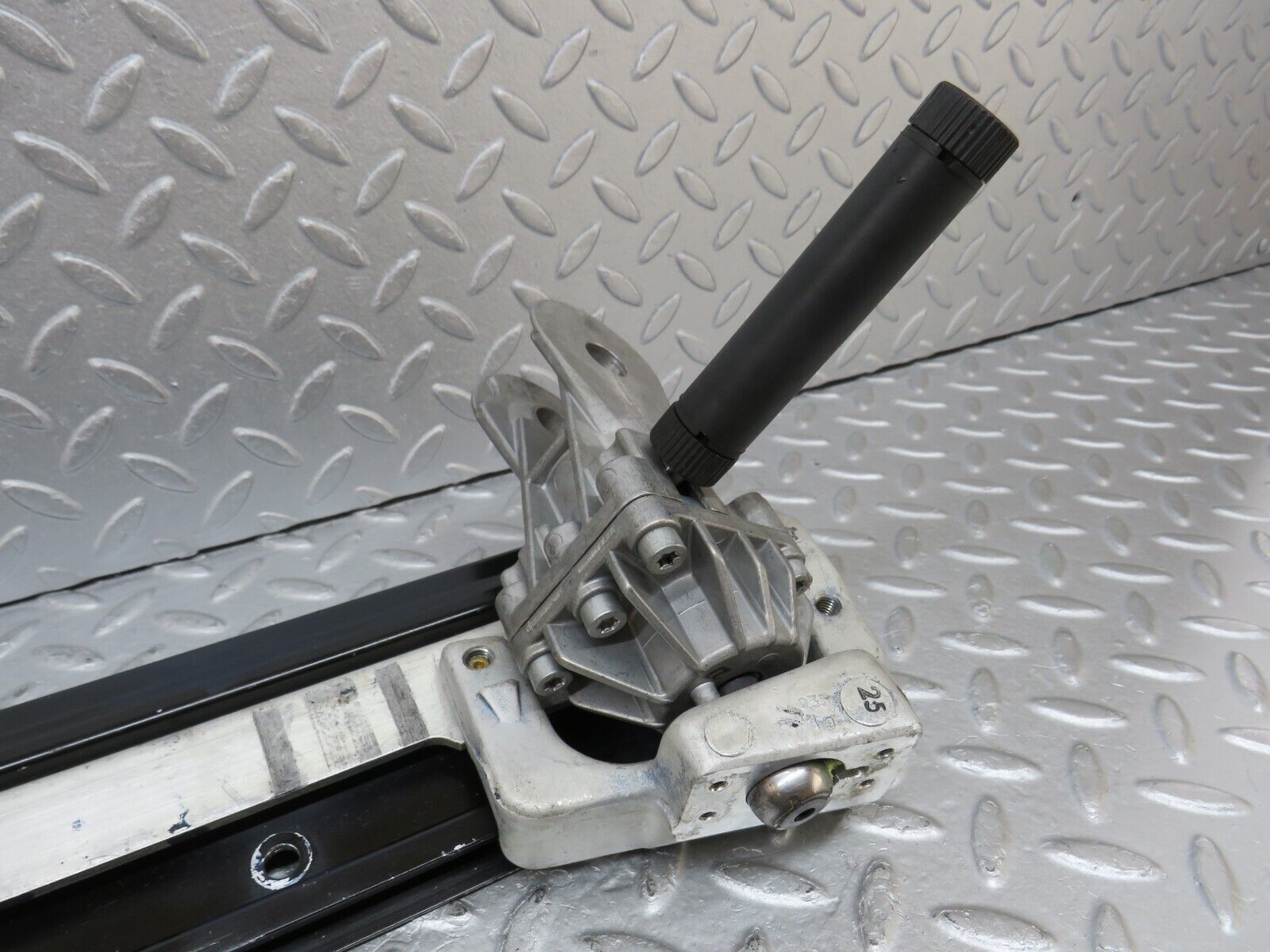 36828 Mercedes-Benz R129 300SL-24 Front Right Seat Rail Pair