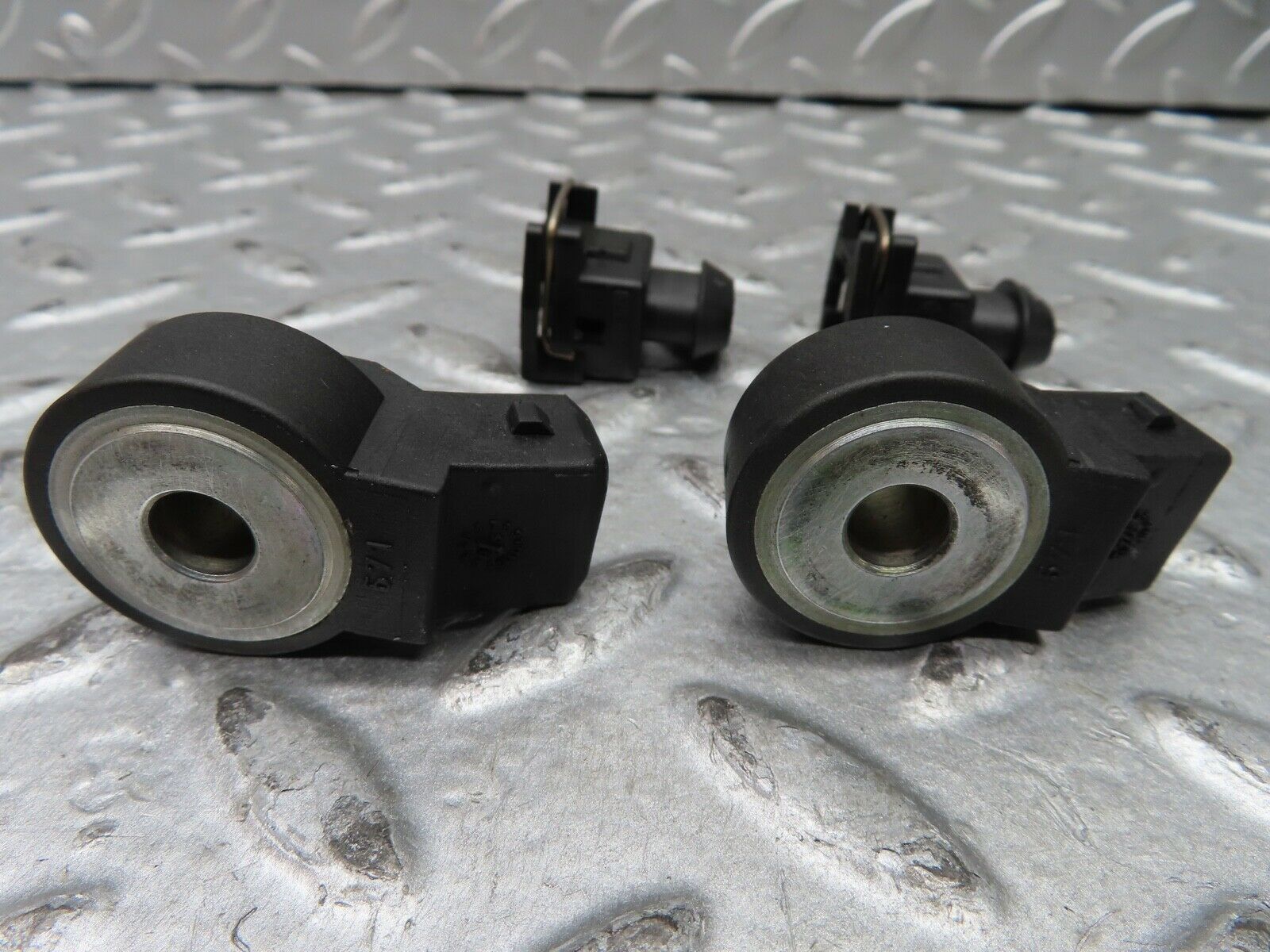 19676 Mercedes-Benz C140 CL420 Coupe Knock Sensor Pair 0261231110
