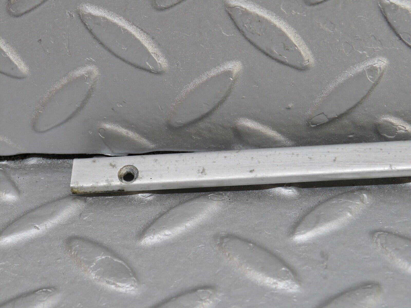 36752 Mercedes-Benz W201 190E 2.0L Sunroof Chrome Trim