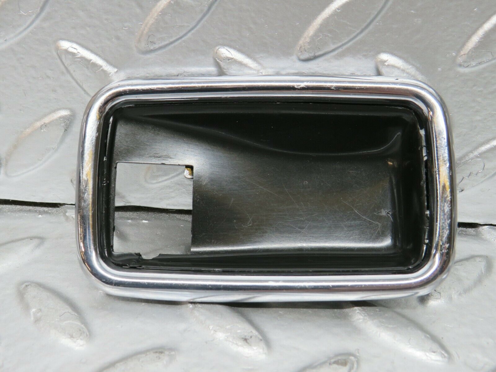 24480 Mercedes-Benz W108 Chrome Frame For Door Opener Left 1087660511