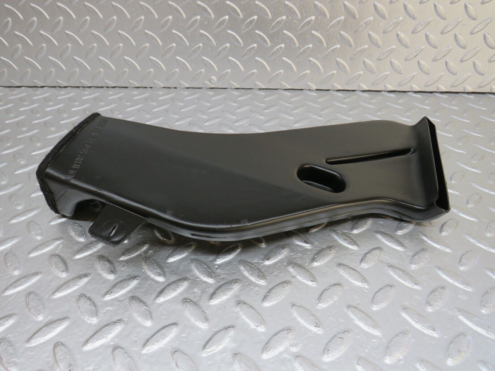 33582 Mercedes-Benz W201 190E 2.0L Air Duct Heater Ventilation Left 2018310146