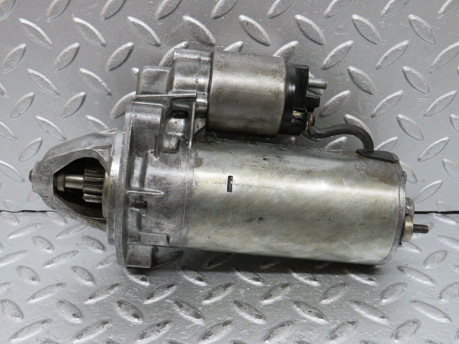 32694 Mercedes-Benz S124 300TE Wagon Starter Motor Bosch 0001110016