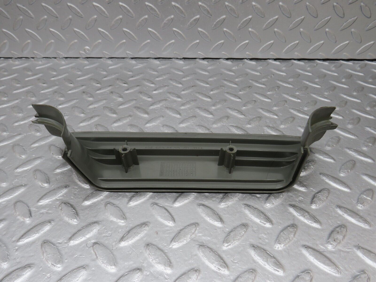 35981 Mercedes-Benz W126 420SE B Pillar Bottom Cover Left Grey 1266920122