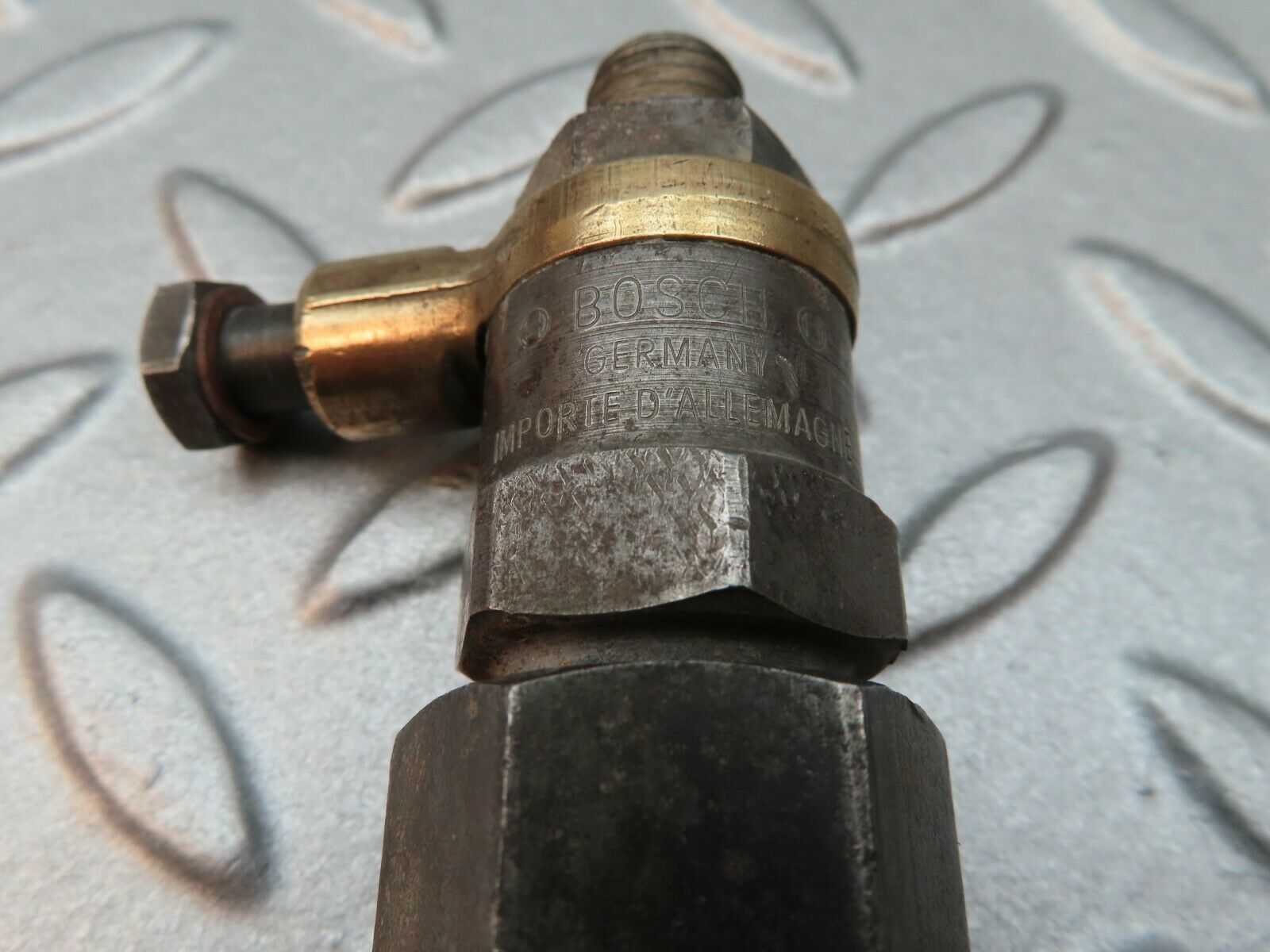 3686 Mercedes-Benz W120 PONTON Diesel Fuel Injetcor Bosch KCA30SD2/4