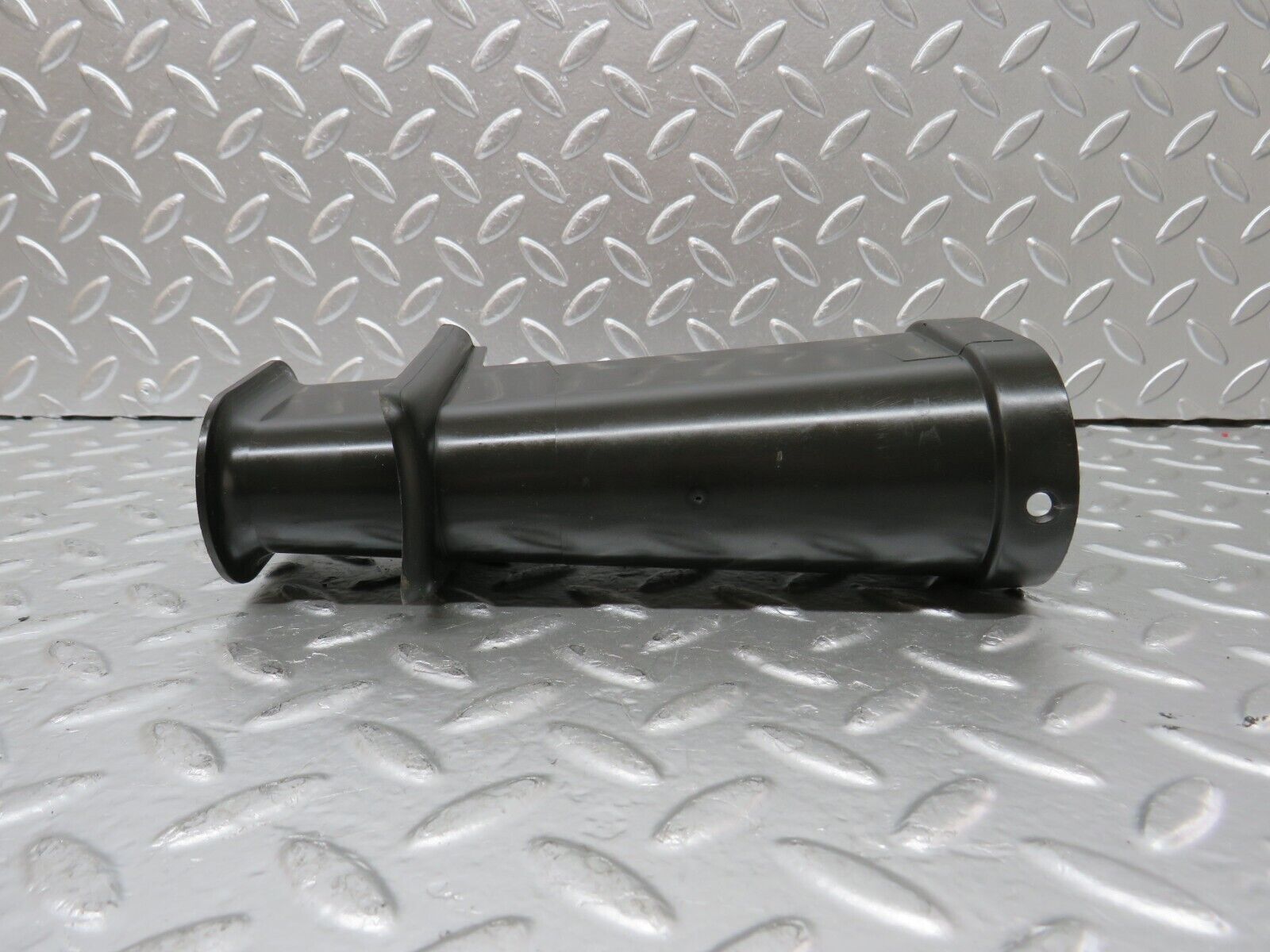 24997 Mercedes-Benz W140 S320 Engine Bay Air Duct Pipe 1405281304