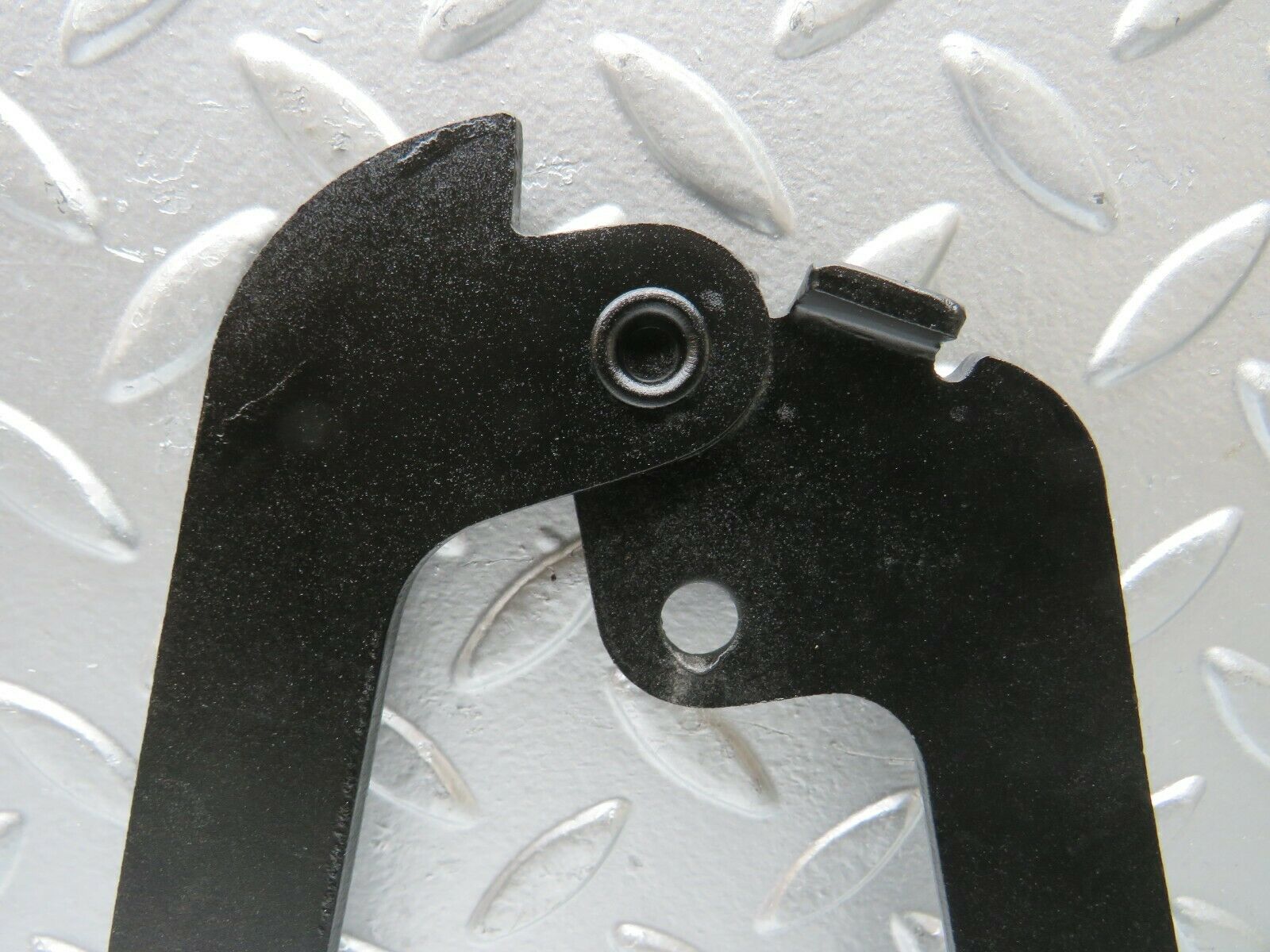 22870 Mercedes-Benz C107 450SLC Coupe Bonnet Hinge Left Side