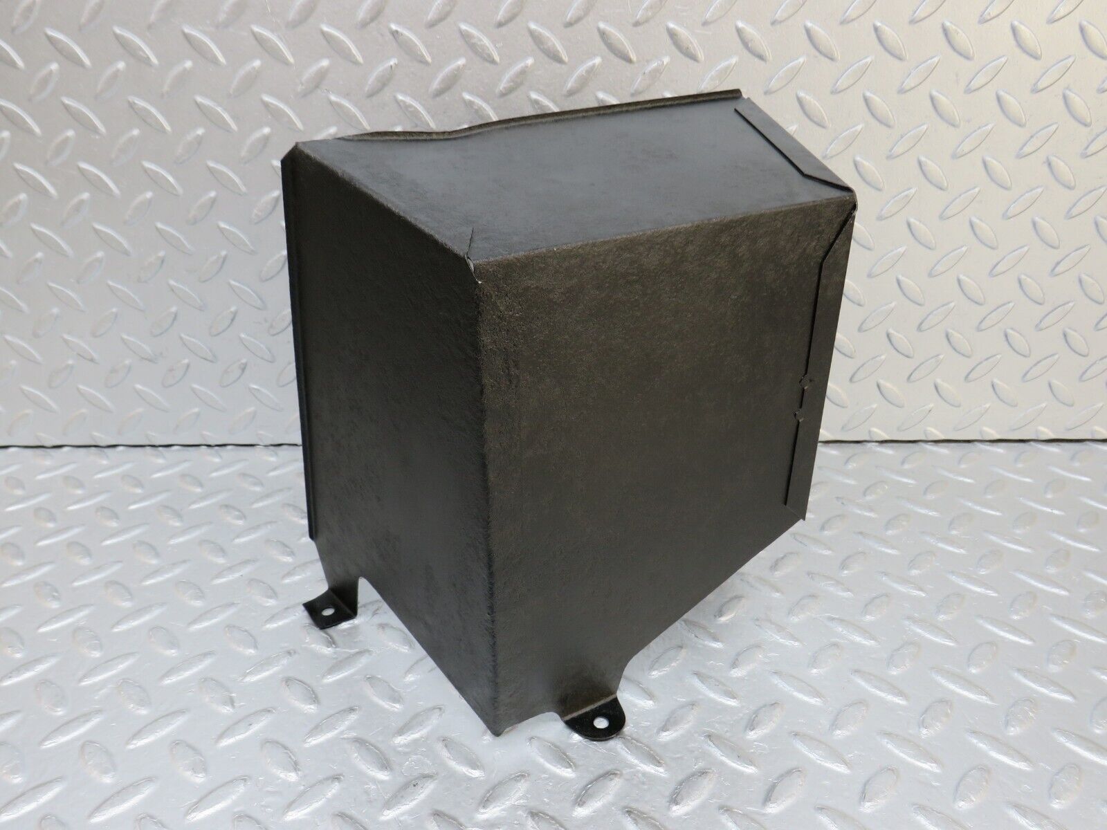 37545 Mercedes-Benz W109 300SEL Fuel Pump Cover