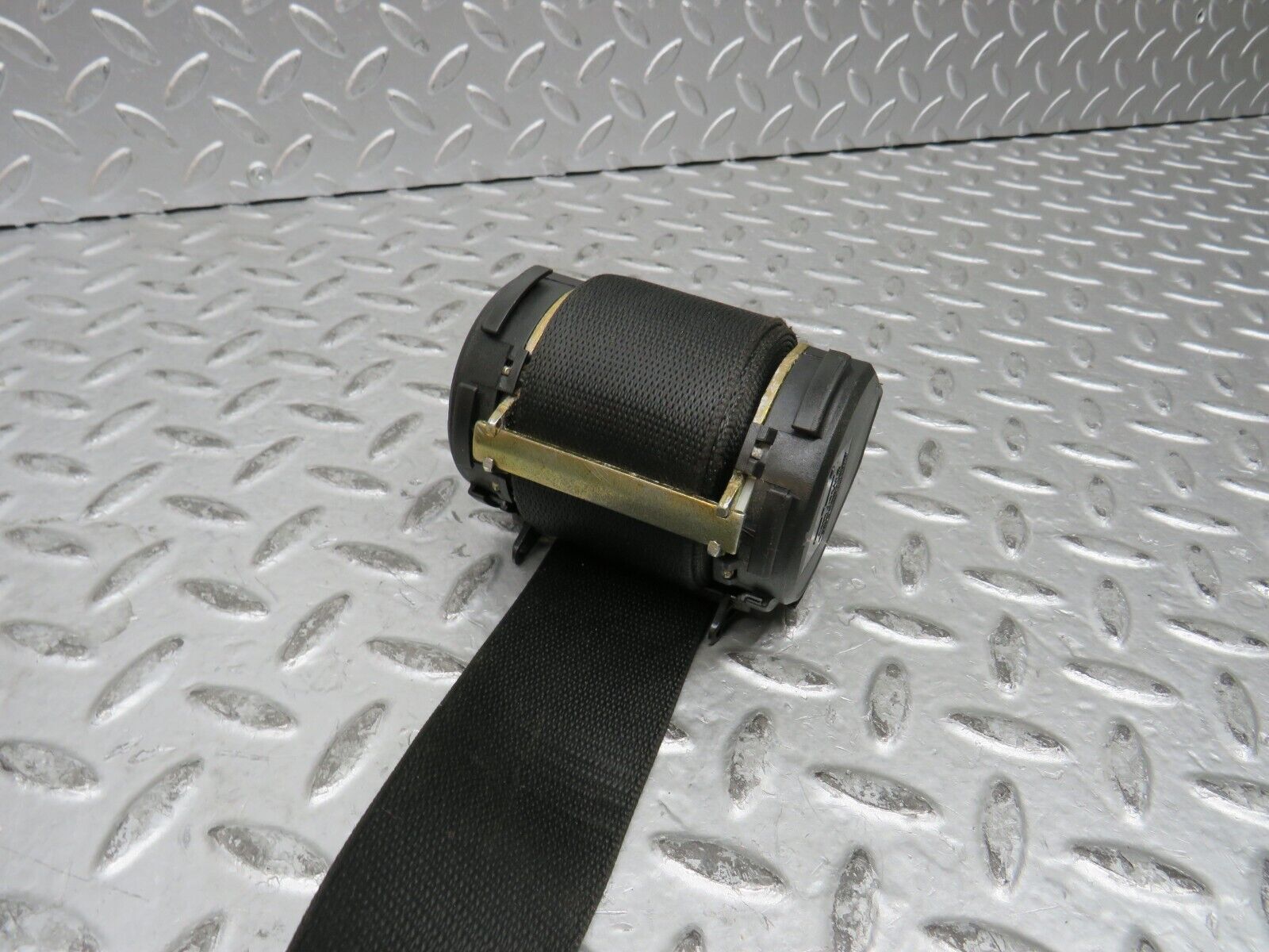 29160 Mercedes-Benz C124 320CE Seat Belt With Buckle Rear Left 1248601486