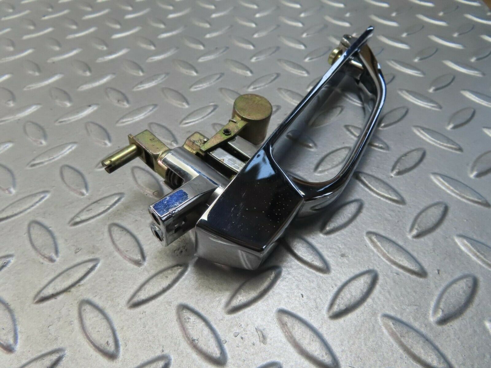 8754 Mercedes-Benz W116 Chrome Door Handle Rear Right 1167600059