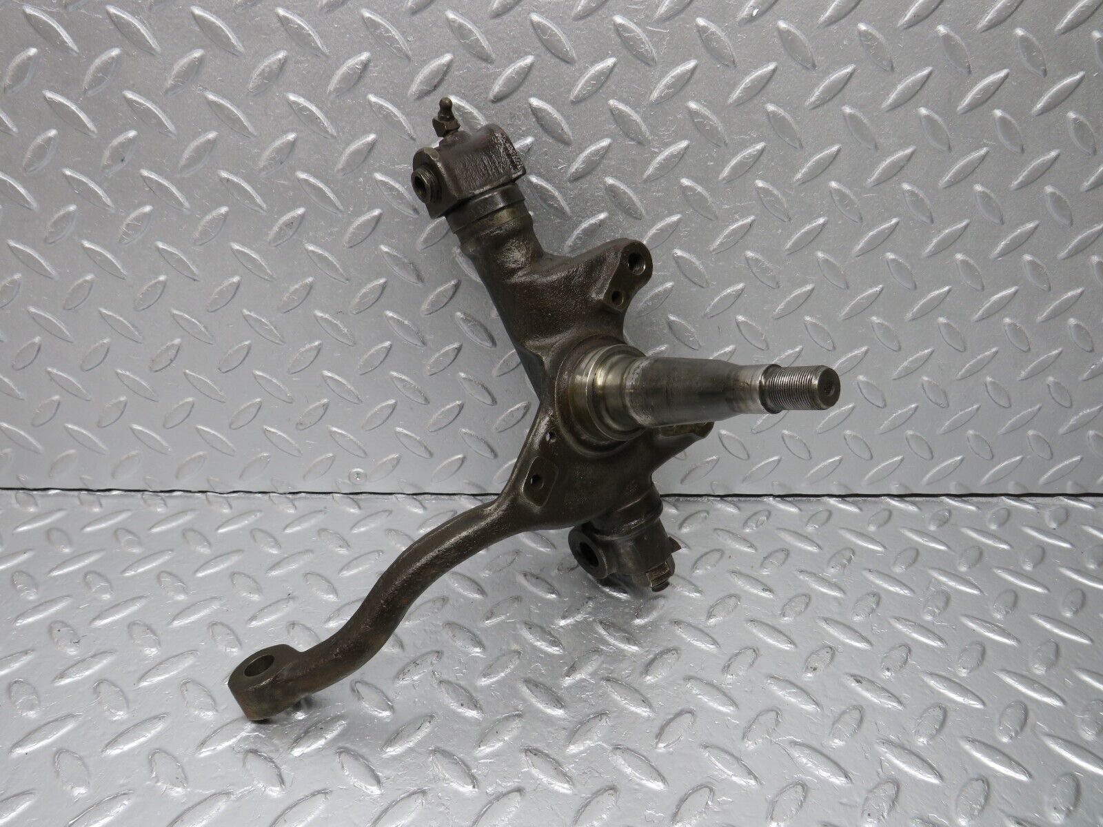 40394 Mercedes-Benz W110 230 Front Right Steering Knuckle