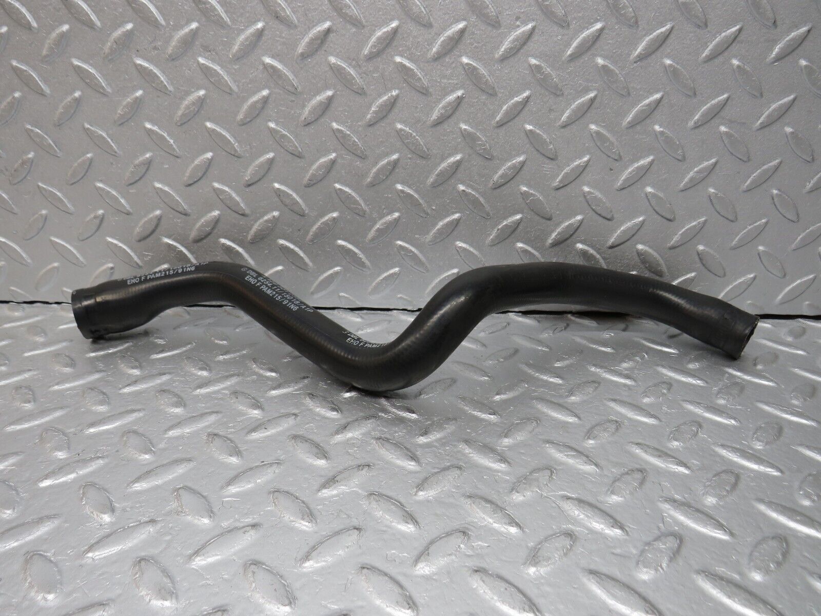 38277 Mercedes-Benz R129 280SL Coupe Radiator Lower Hose Pipe 1295012582