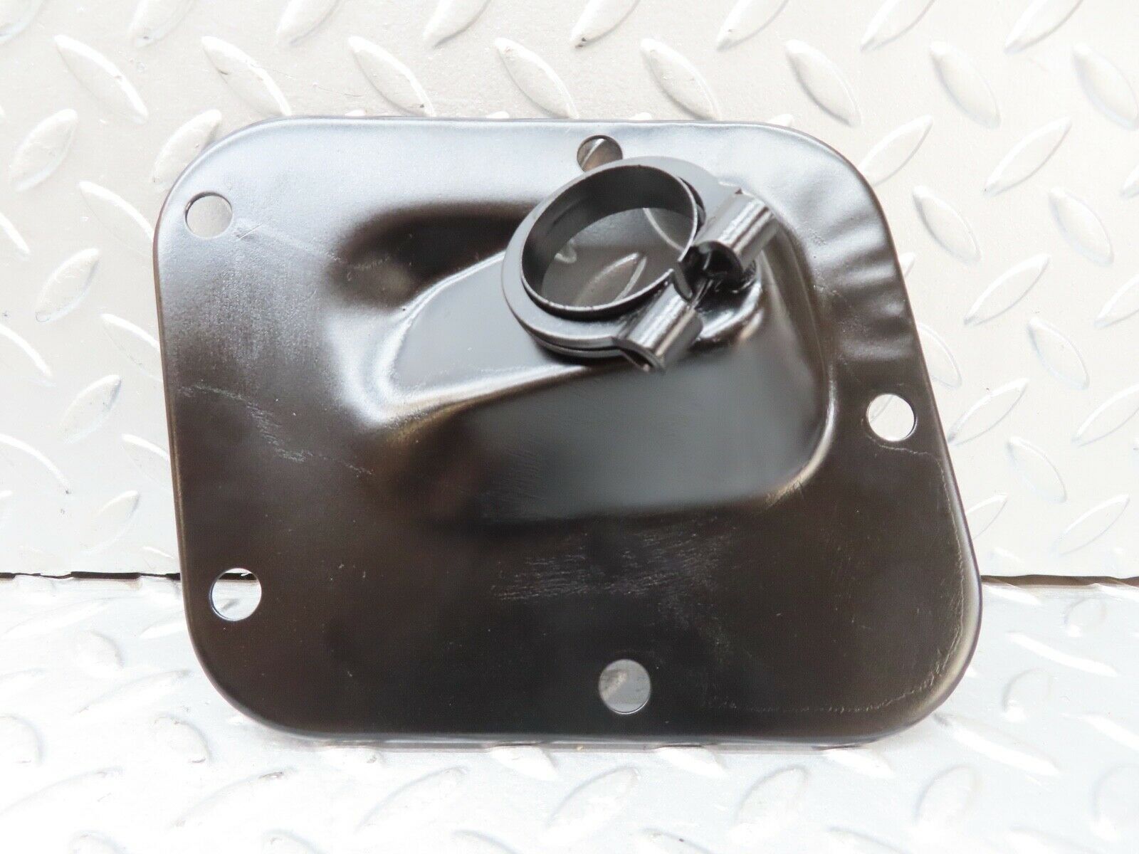 17668 Mercedes-Benz W116 450SEL Steering Column Lower Cover