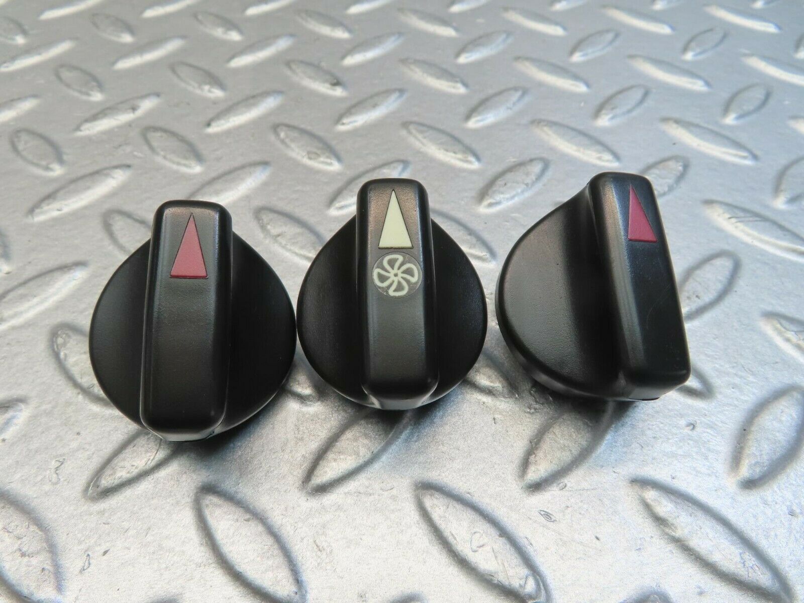 11534 Mercedes-Benz C123 230CE Coupe Heater Control Switch