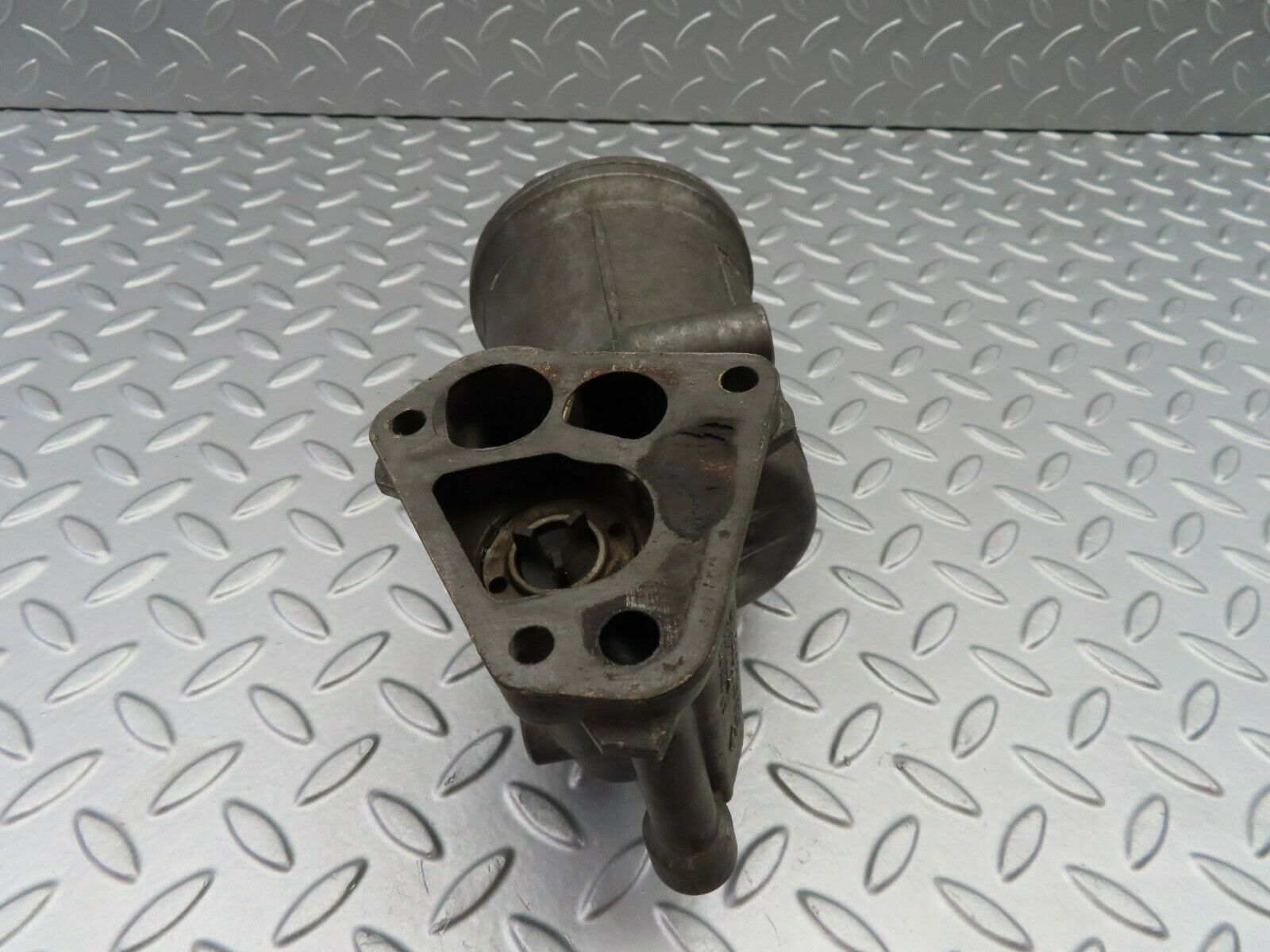 6413 Mercedes-Benz W126 380SE Oil Filter Housing 1171802211