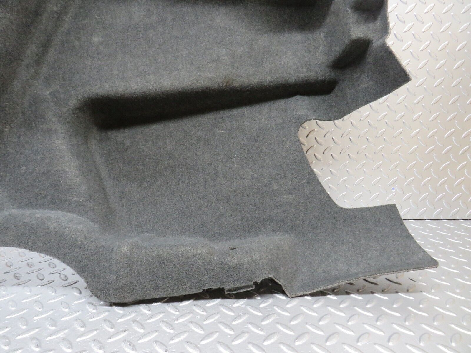 25732 Mercedes-Benz W124 280E Trunk Panel Cover Left 1246901026