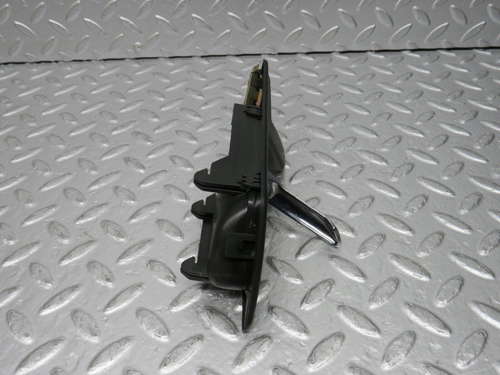 31370 Mercedes-Benz S124 220TE Rear Right Interior Door Handle 1247600261