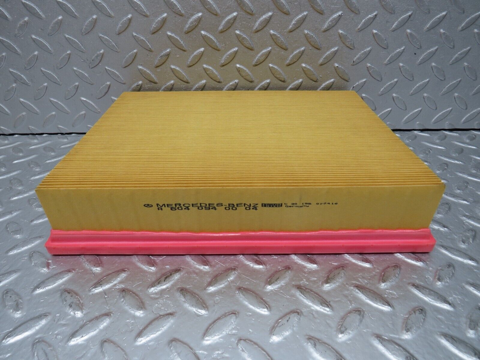 38227 Mercedes-Benz W210 W202 Genuine Air Filter New 604094000428