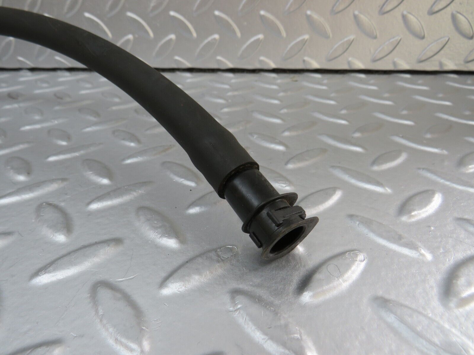 35053 Mercedes-Benz W210 320E Headlight Washer Hose Pipe