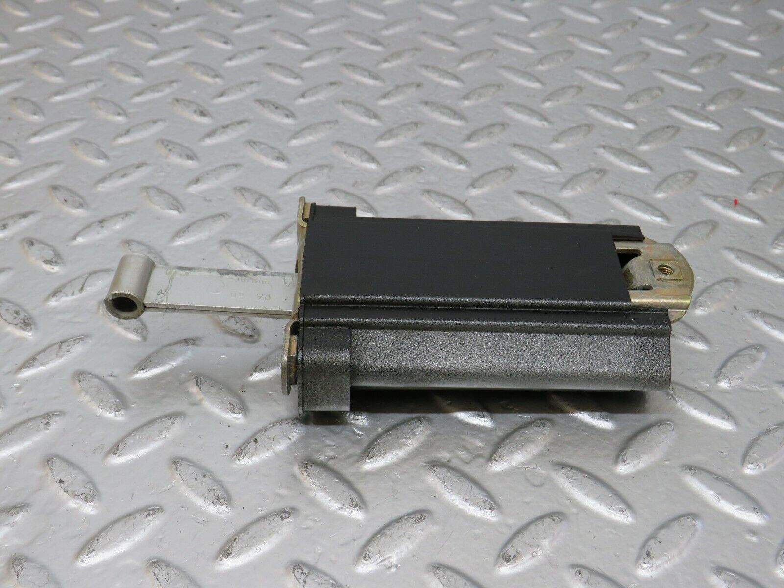 24751 Mercedes-Benz W140 S320 Rear Door Safety Check Strap