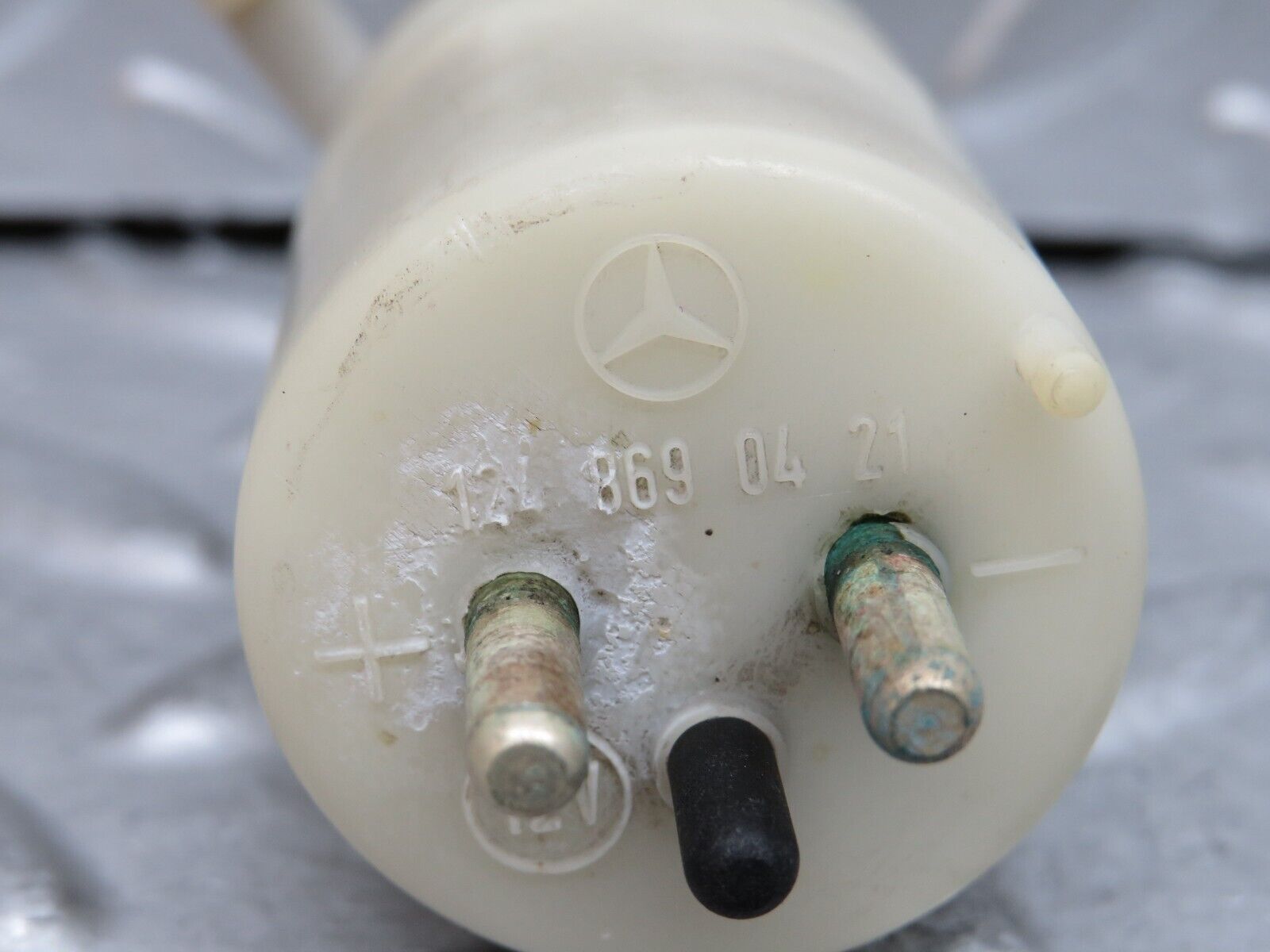 29116 Mercedes-Benz C124 320CE Coupe Windscreen Washer Pump 1248690421