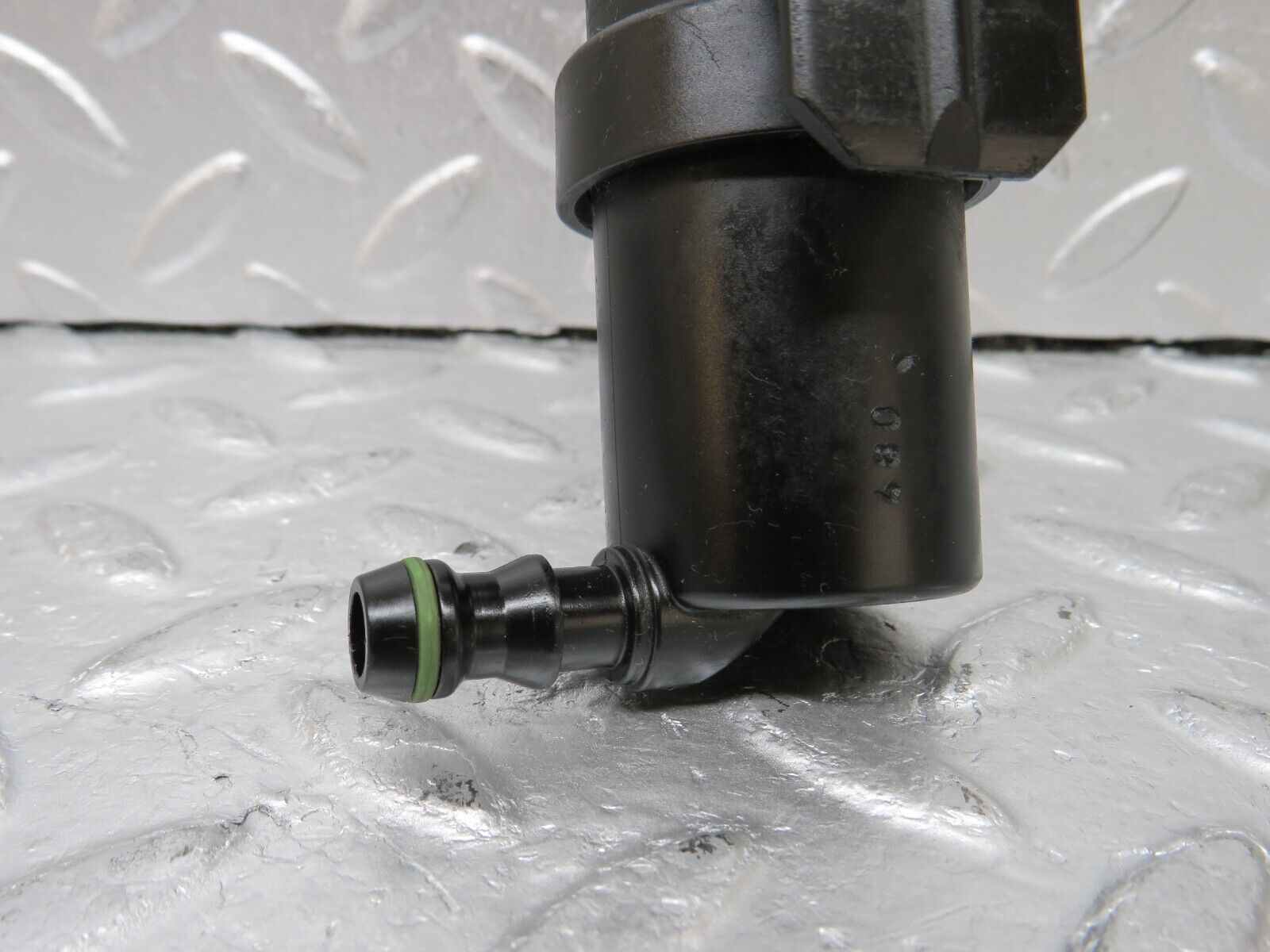 34746 Mercedes-Benz W210 320E Headlight Washer Pump & Nozzle Right 2108601647