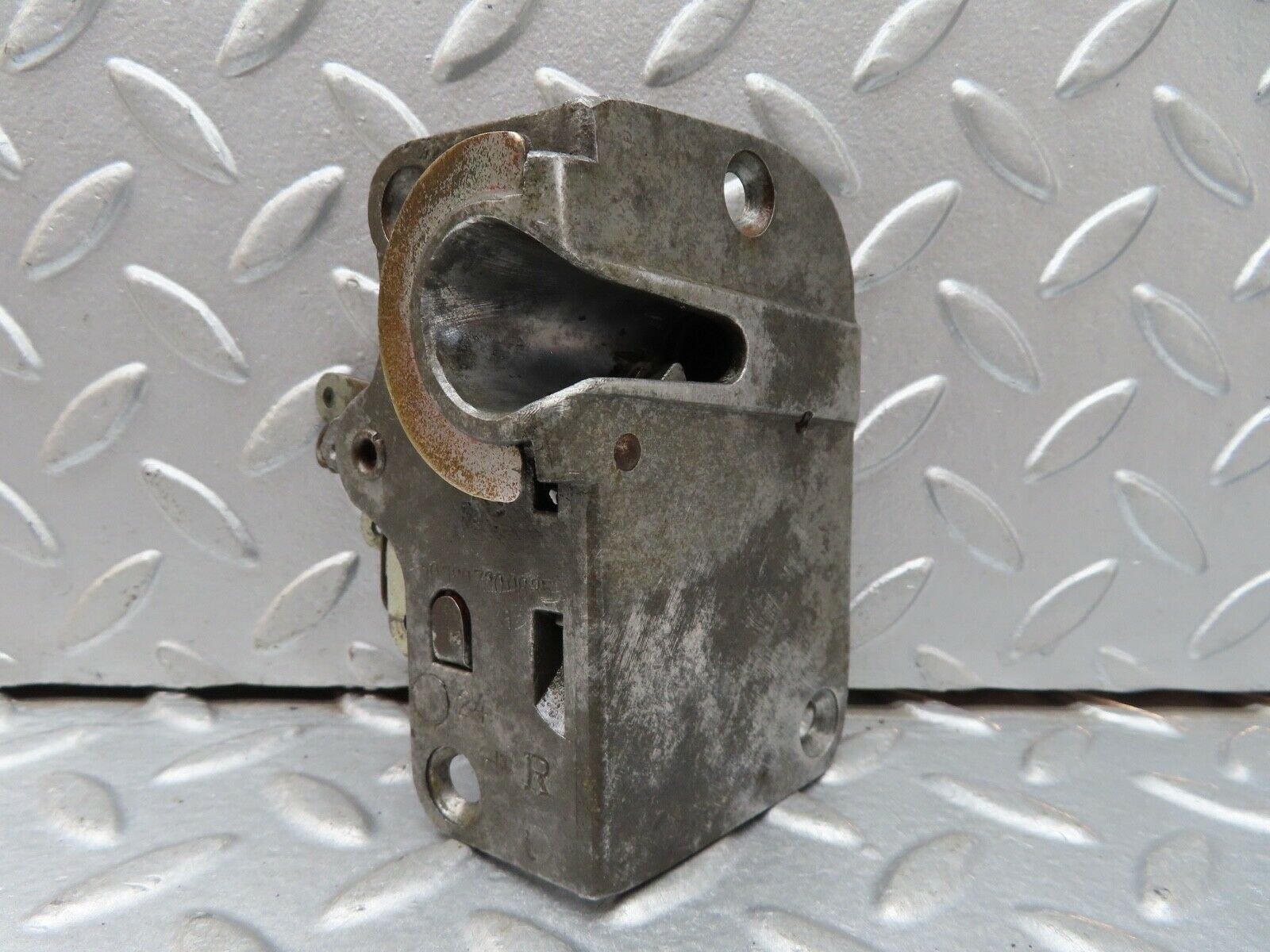 18770 Mercedes-Benz W120 W121 Ponton Rear Right Door Lock Mechanism