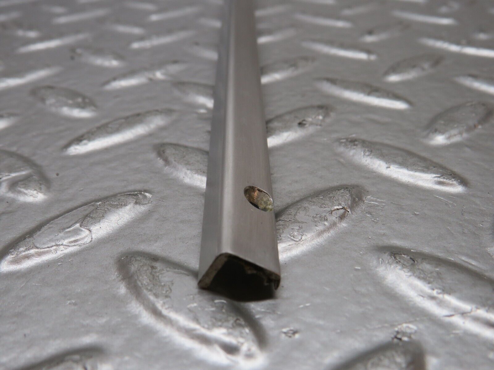 31831 Mercedes-Benz W201 190LE 1.8L Sunroof Chrome Trim