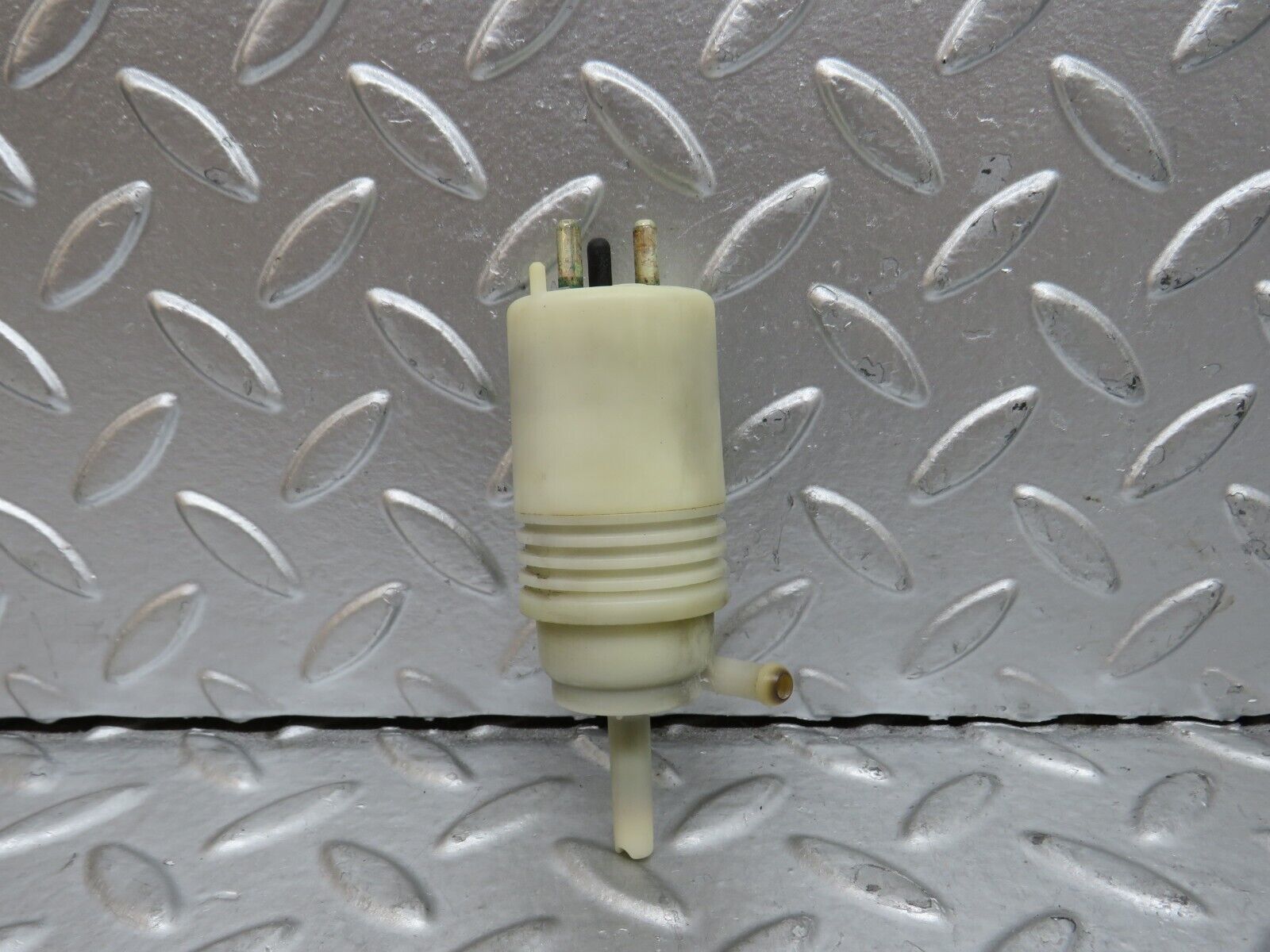 29116 Mercedes-Benz C124 320CE Coupe Windscreen Washer Pump 1248690421