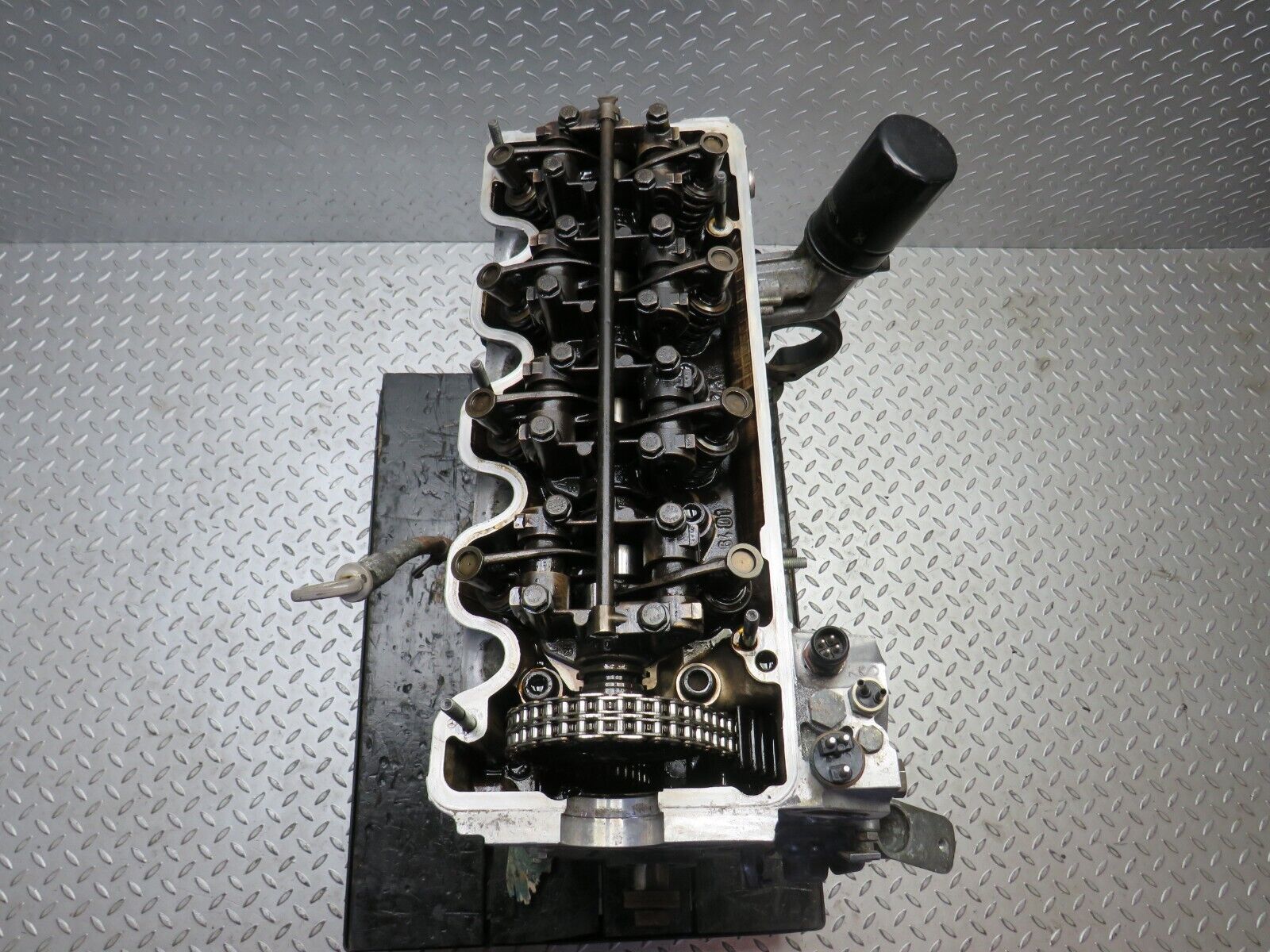 30570 Mercedes-Benz W124 230E Complete Engine 1020113501 M102.982