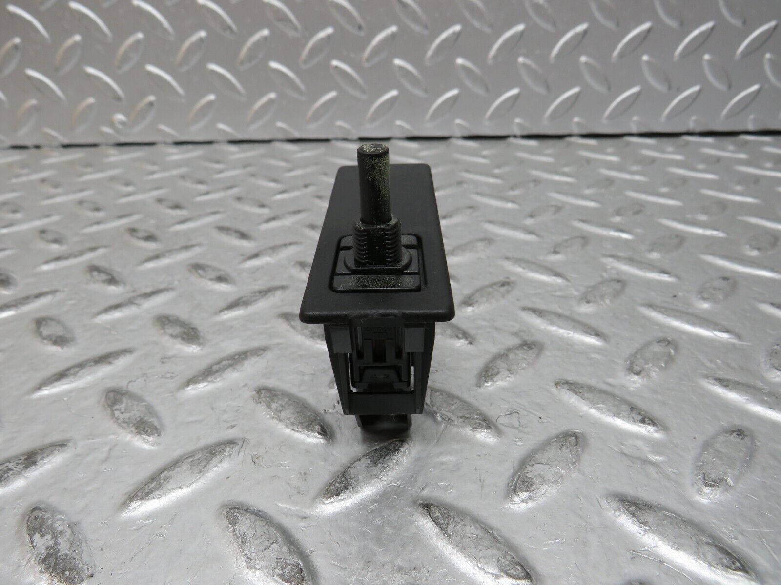 28818 Mercedes-Benz W123 230E Trunk Boot Light Switch 2018200211